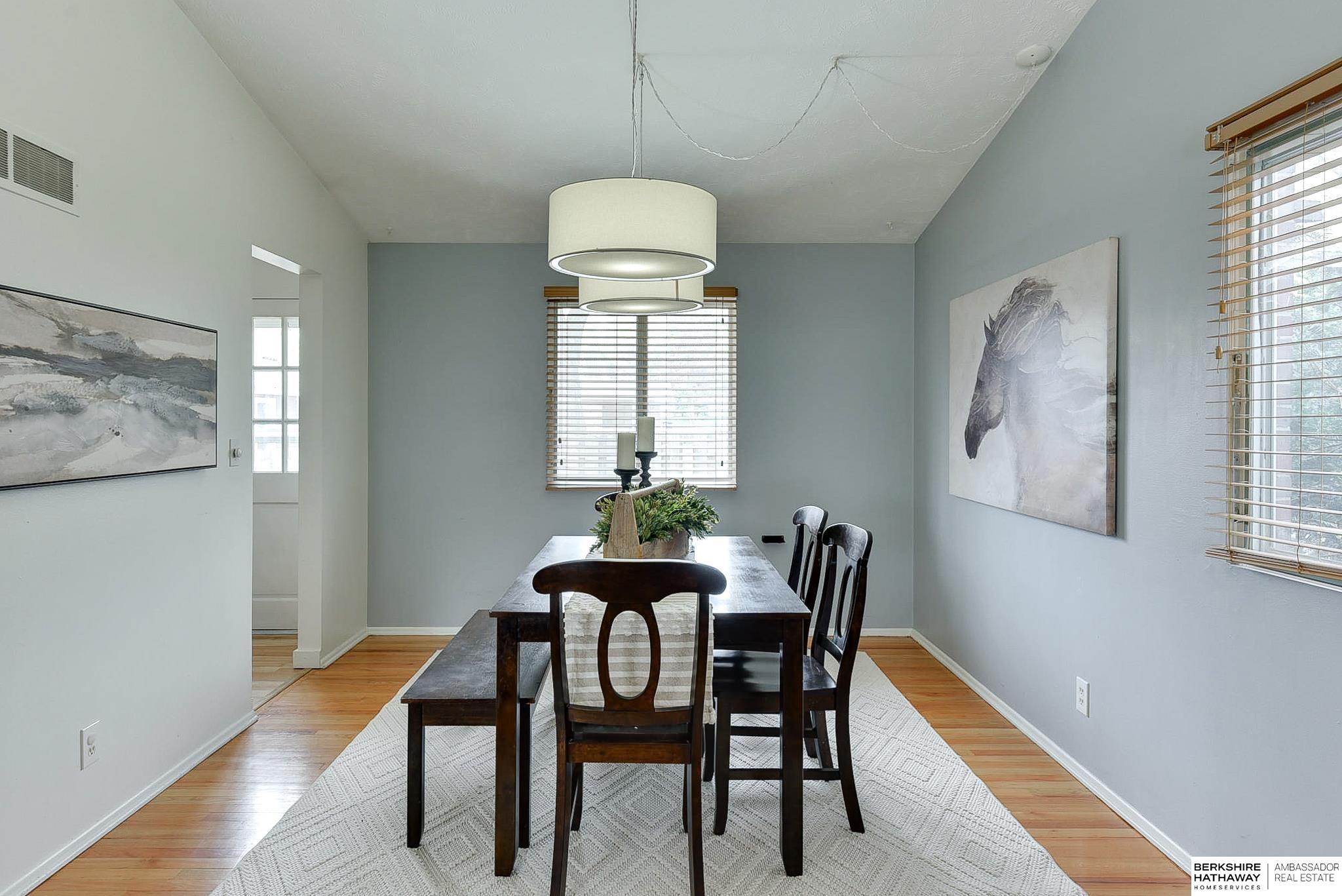 Omaha, Nebraska 68144, United States, 3 Bedrooms Bedrooms, ,3 BathroomsBathrooms,Residential,Pending,111499