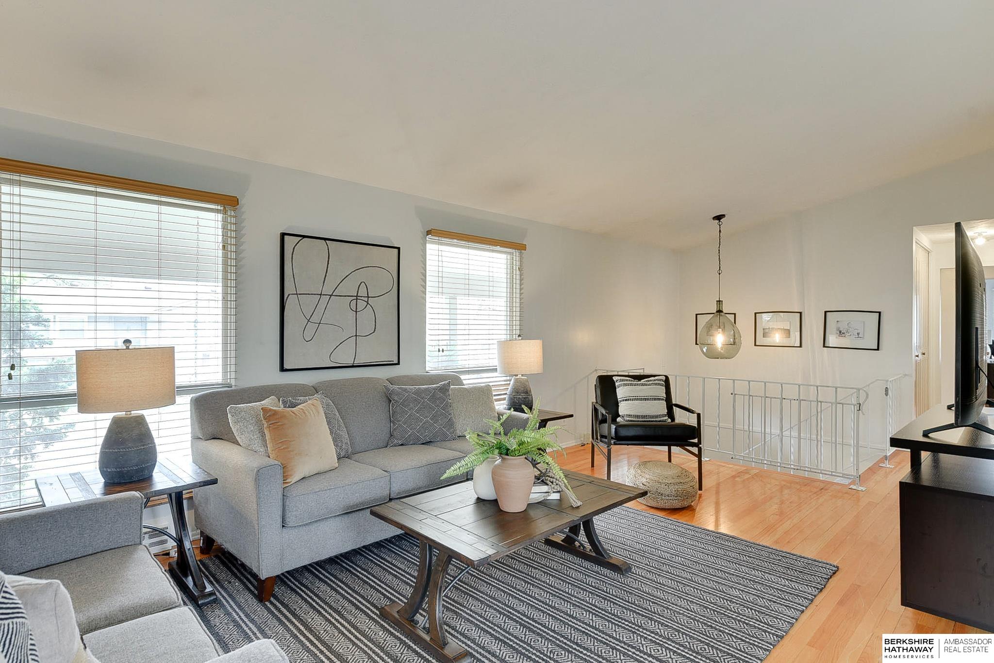 Omaha, Nebraska 68144, United States, 3 Bedrooms Bedrooms, ,3 BathroomsBathrooms,Residential,Pending,111499