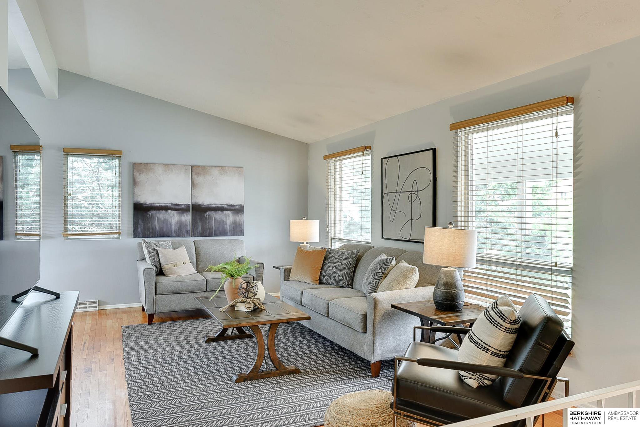 Omaha, Nebraska 68144, United States, 3 Bedrooms Bedrooms, ,3 BathroomsBathrooms,Residential,Pending,111499