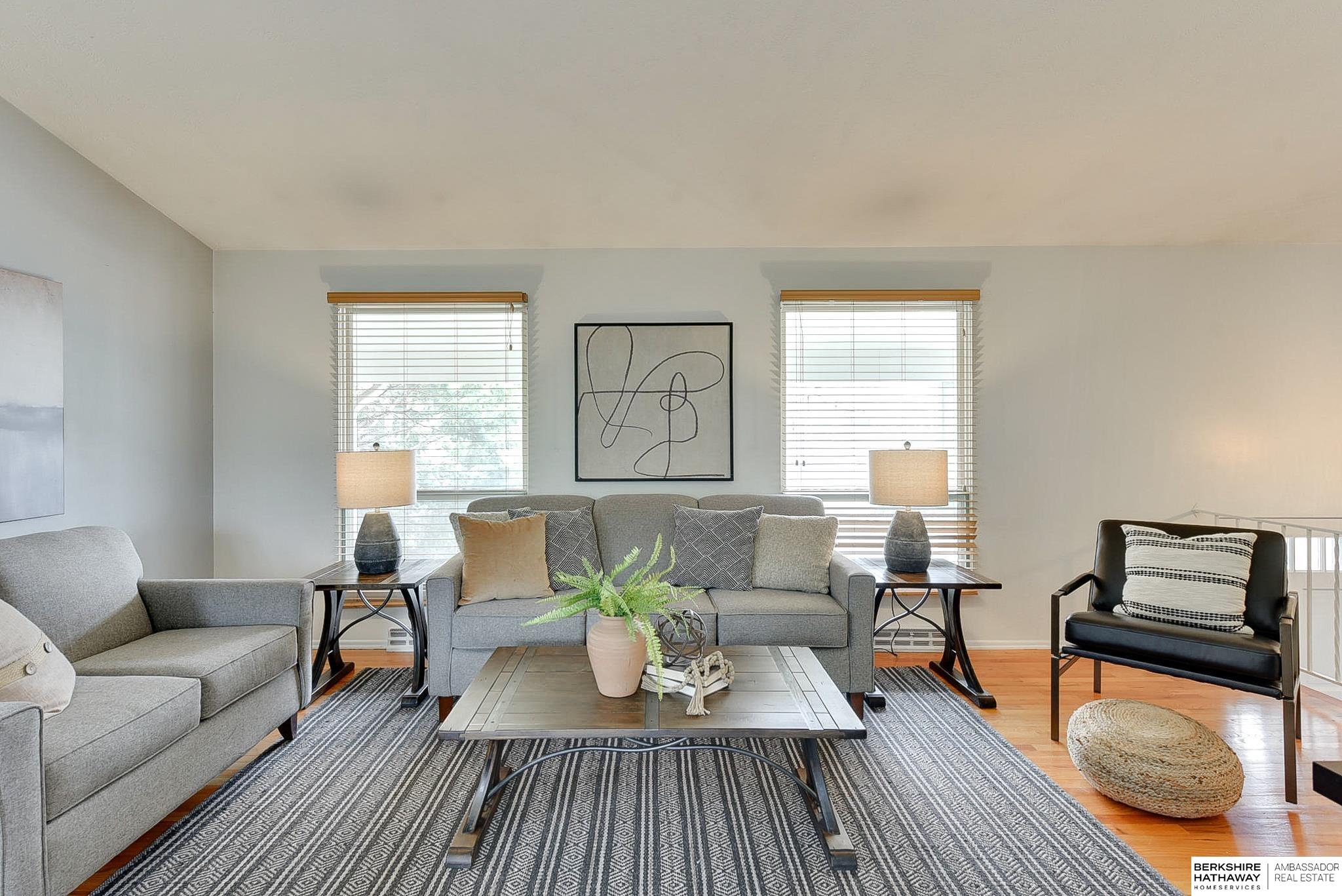 Omaha, Nebraska 68144, United States, 3 Bedrooms Bedrooms, ,3 BathroomsBathrooms,Residential,Pending,111499