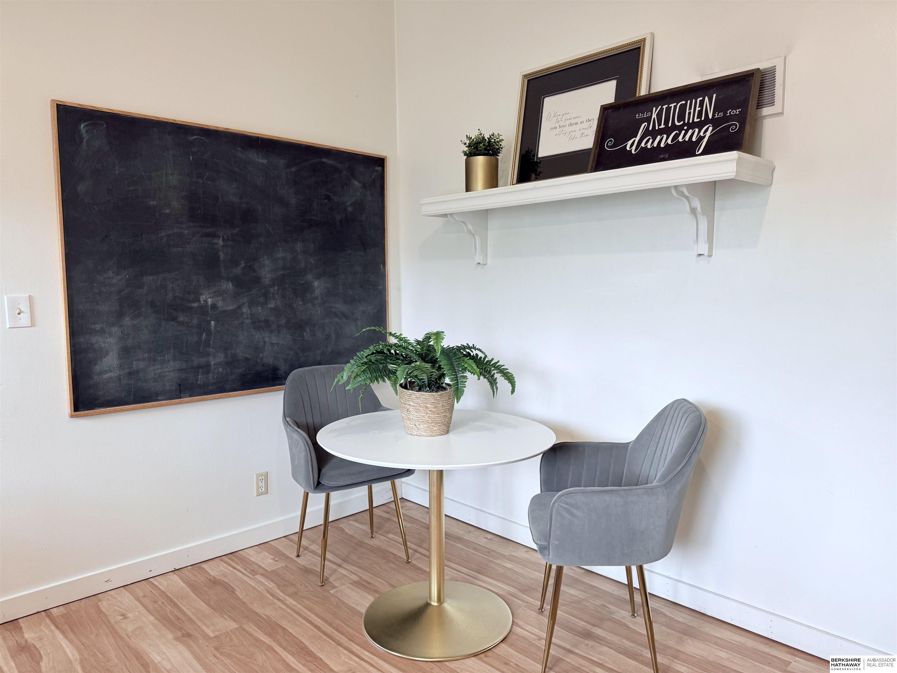 Omaha, Nebraska 68144, United States, 3 Bedrooms Bedrooms, ,3 BathroomsBathrooms,Residential,Pending,111499