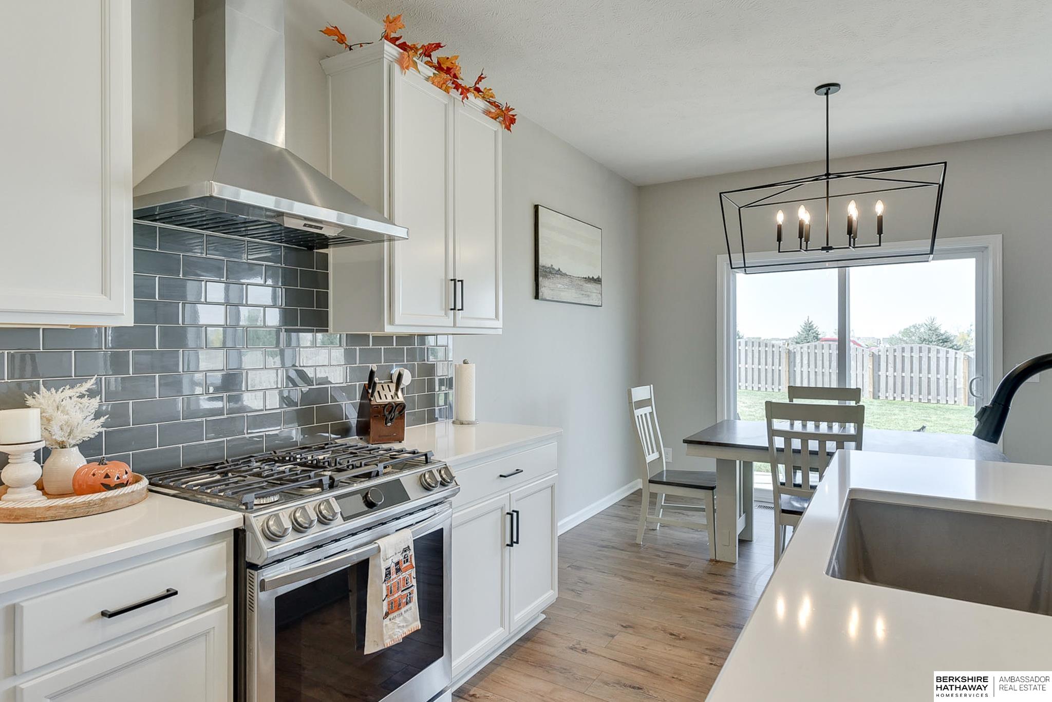 Bennington, Nebraska 68007, United States, 4 Bedrooms Bedrooms, ,1 BathroomBathrooms,Residential,Active,120045