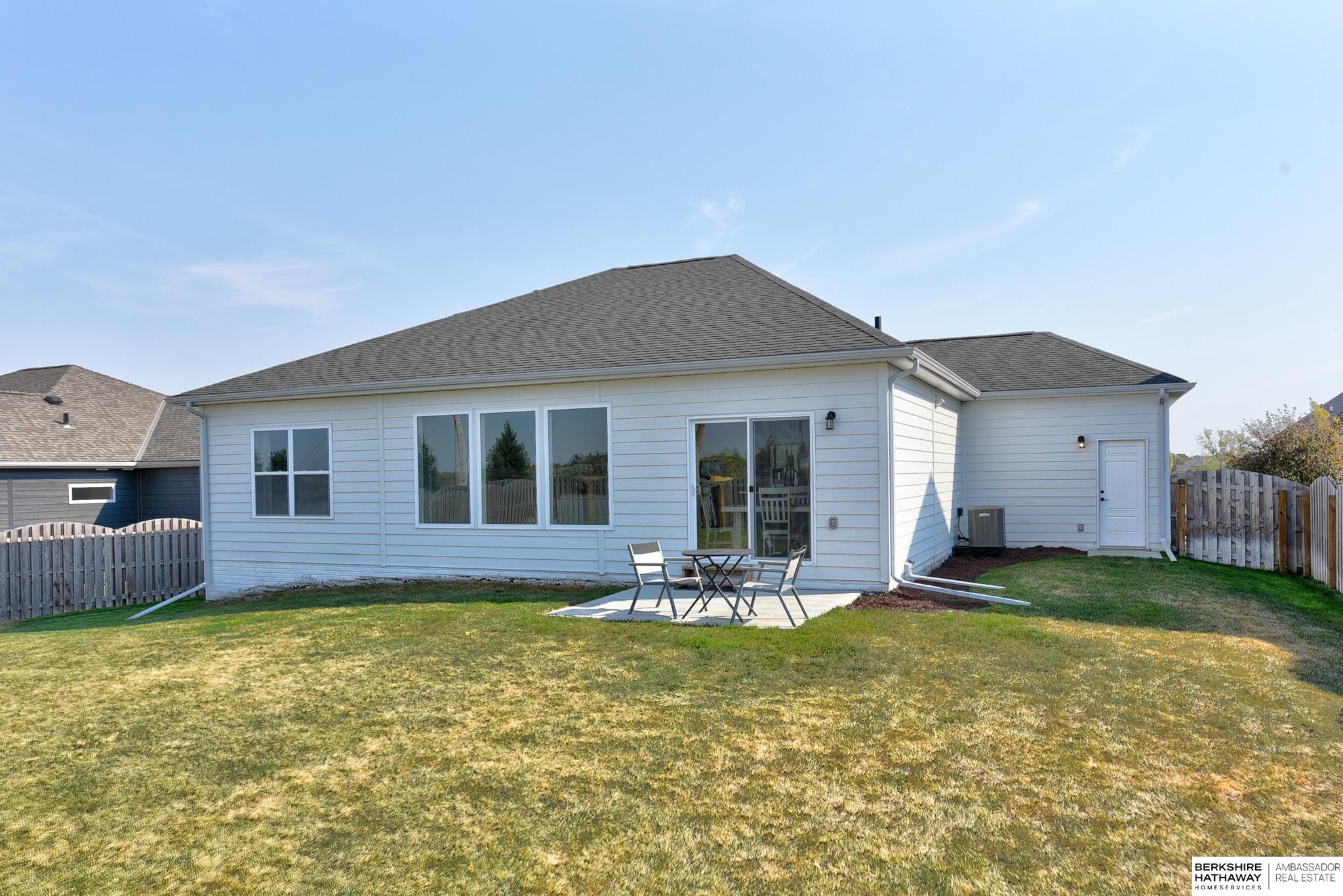 Bennington, Nebraska 68007, United States, 4 Bedrooms Bedrooms, ,1 BathroomBathrooms,Residential,Active,120045