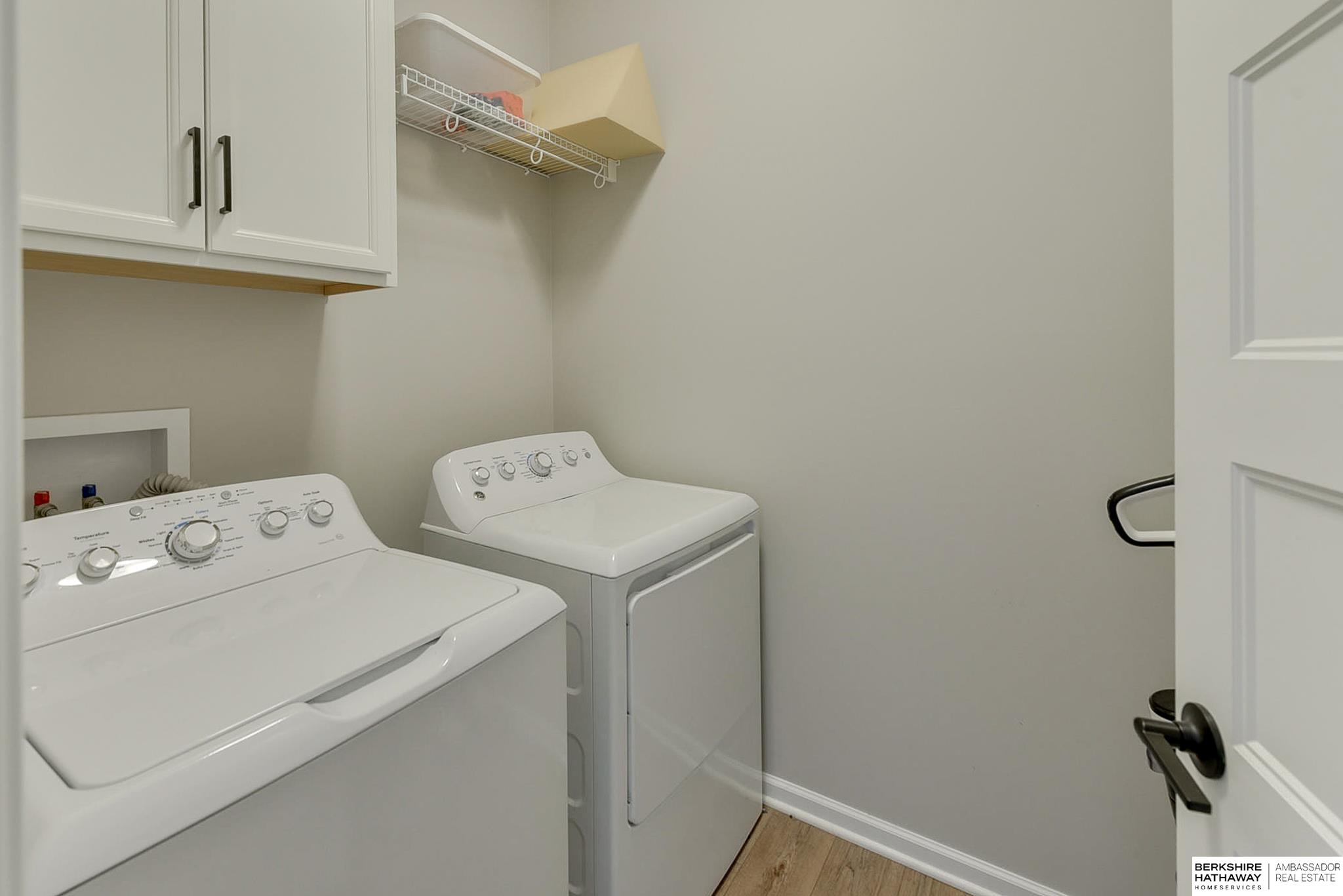 Bennington, Nebraska 68007, United States, 4 Bedrooms Bedrooms, ,1 BathroomBathrooms,Residential,Active,120045