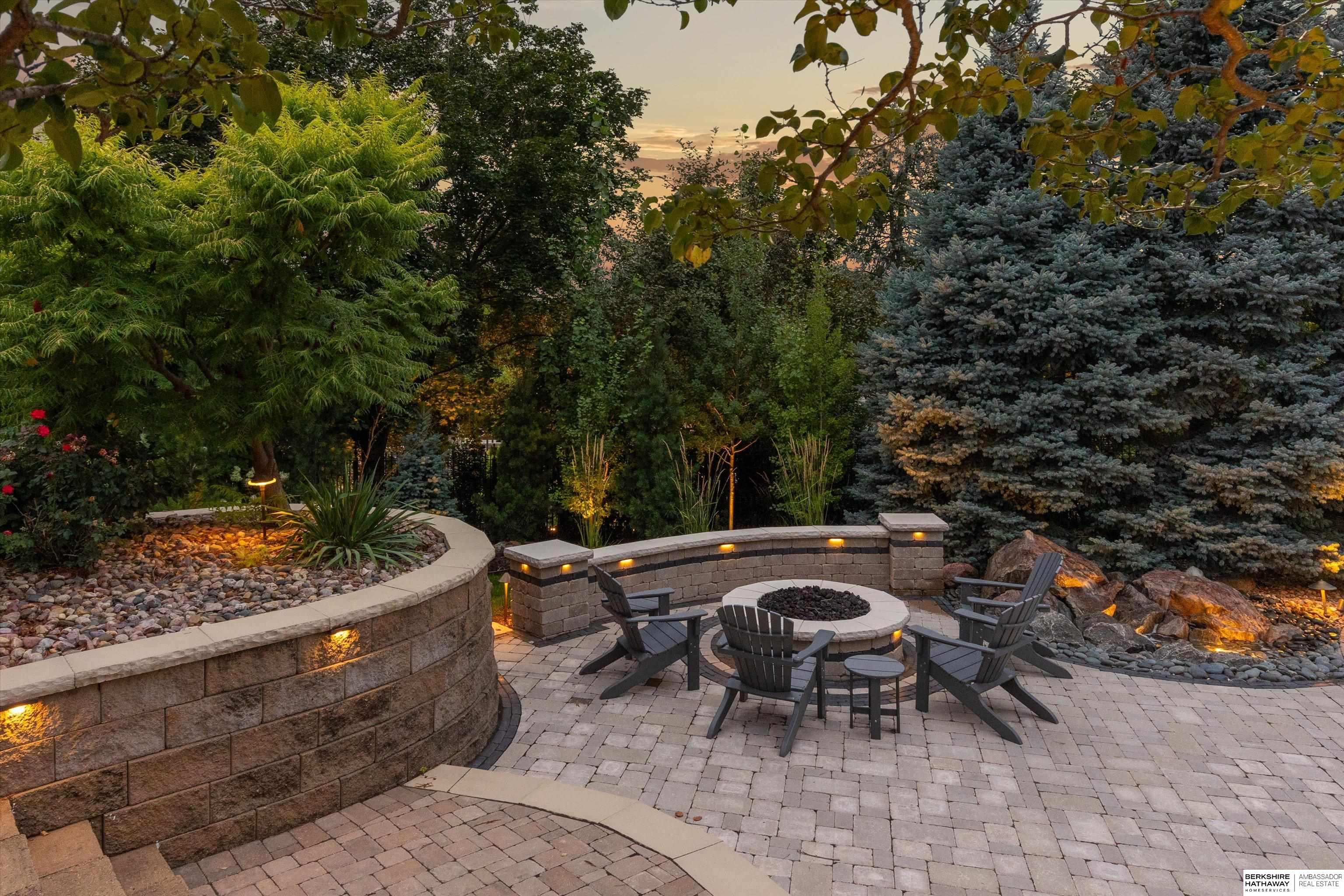 Omaha, Nebraska 68130, United States, 4 Bedrooms Bedrooms, ,5 BathroomsBathrooms,Residential,Active,21280