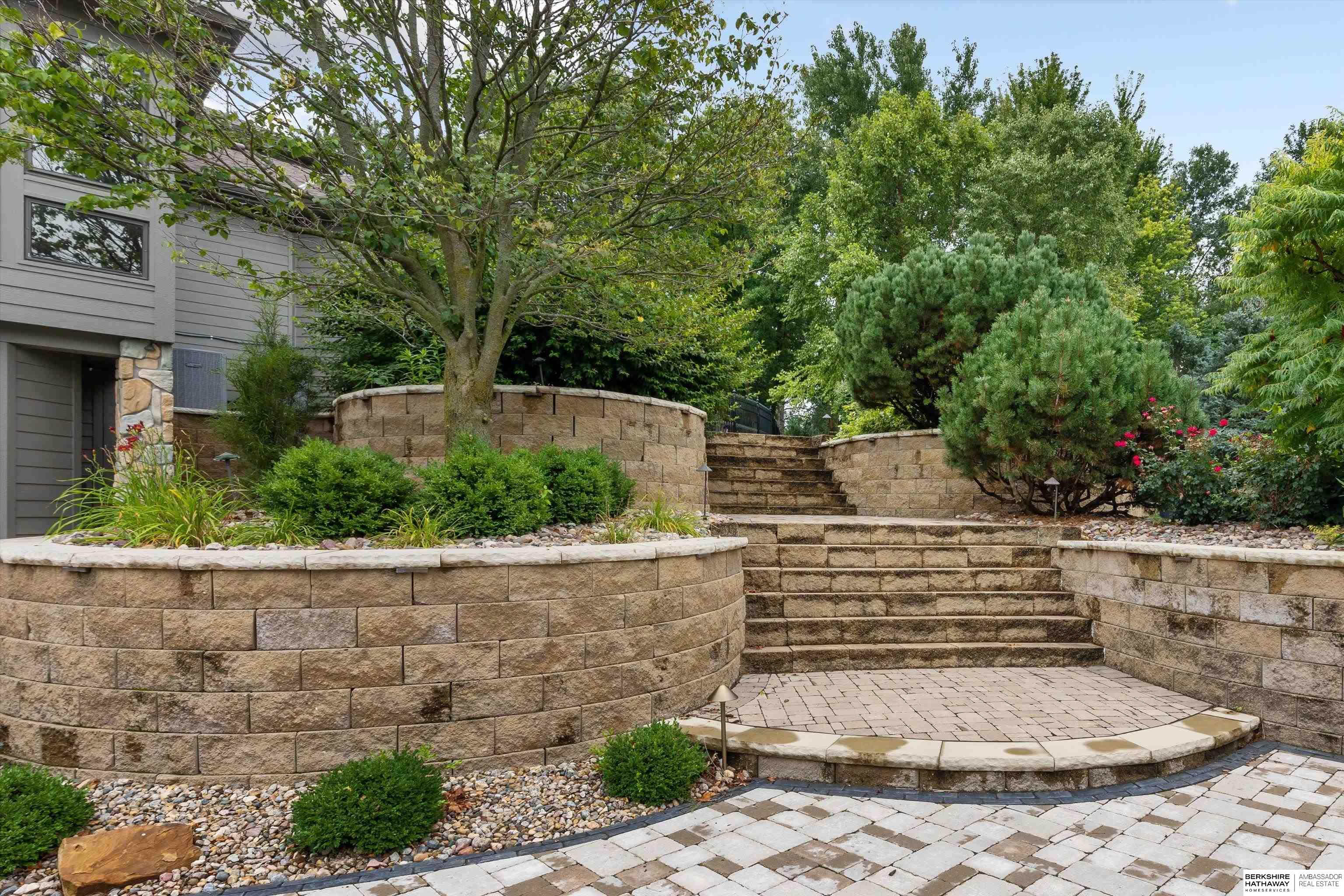 Omaha, Nebraska 68130, United States, 4 Bedrooms Bedrooms, ,5 BathroomsBathrooms,Residential,Active,21280