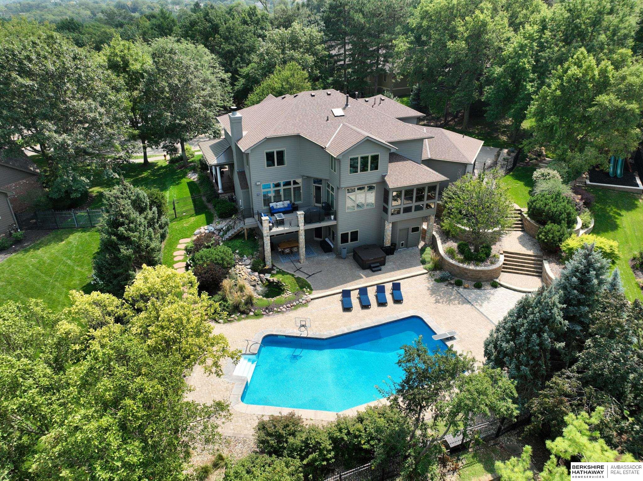 Omaha, Nebraska 68130, United States, 4 Bedrooms Bedrooms, ,5 BathroomsBathrooms,Residential,Active,21280