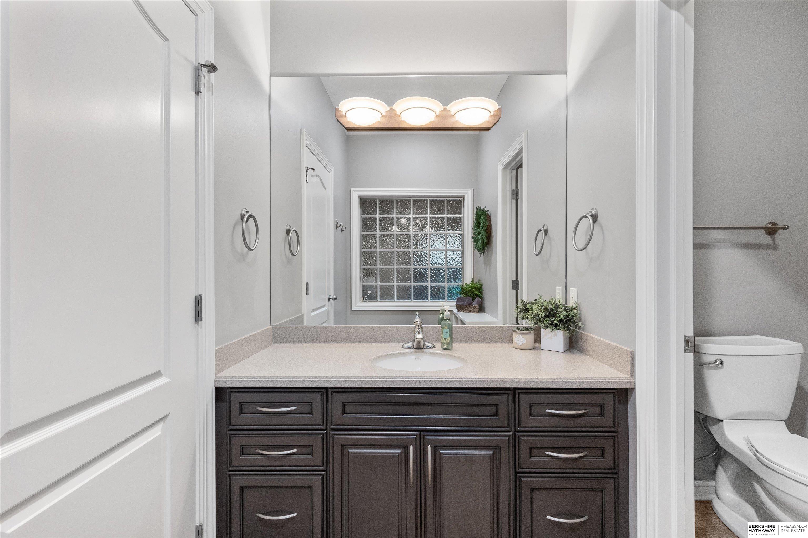 Omaha, Nebraska 68130, United States, 4 Bedrooms Bedrooms, ,5 BathroomsBathrooms,Residential,Active,21280