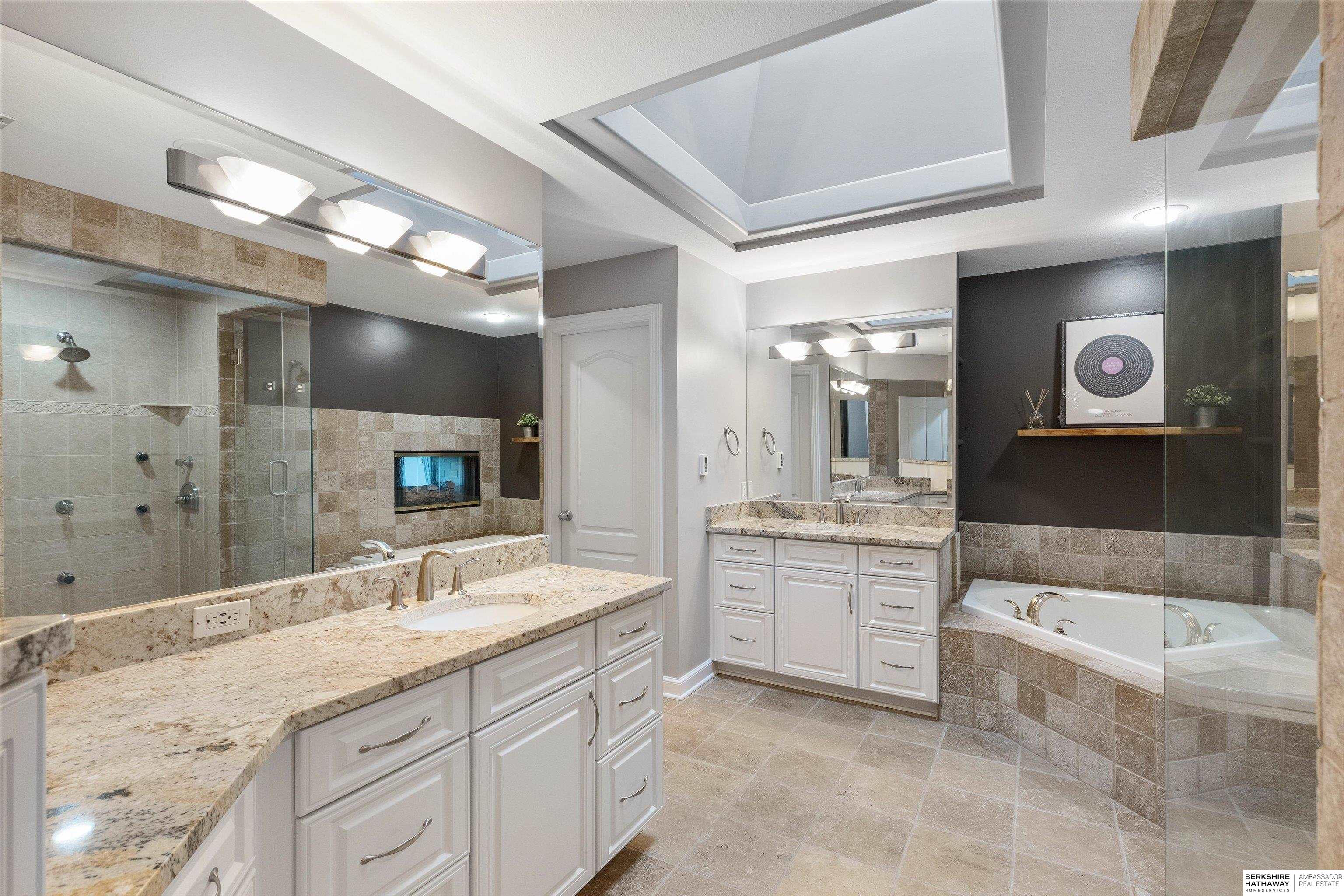 Omaha, Nebraska 68130, United States, 4 Bedrooms Bedrooms, ,5 BathroomsBathrooms,Residential,Active,21280