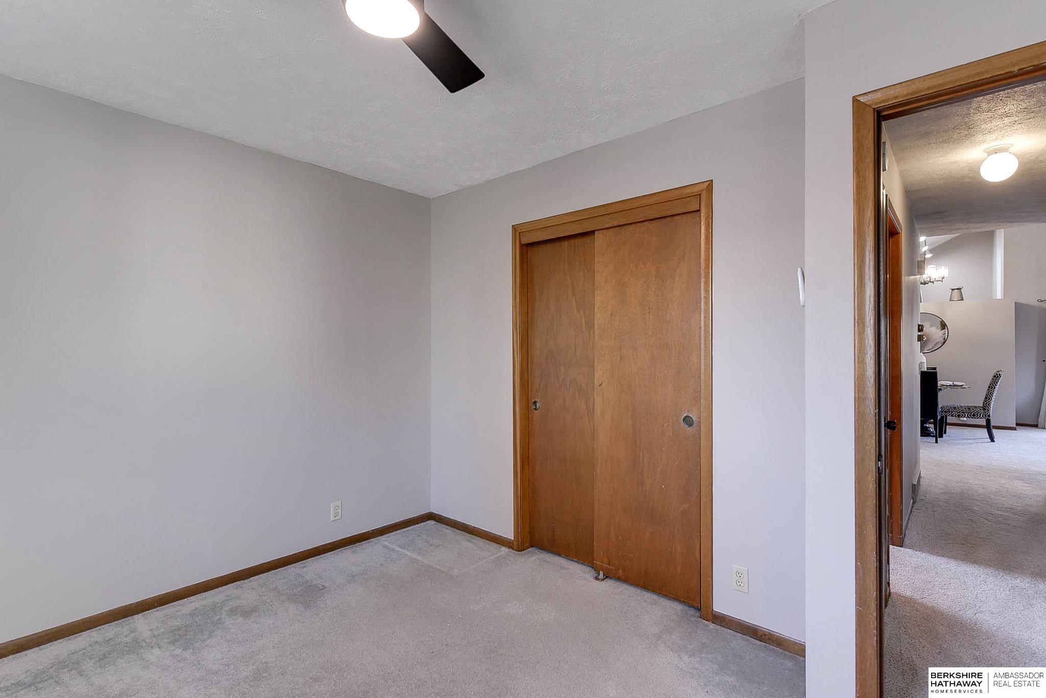 Omaha, Nebraska 68164, United States, 3 Bedrooms Bedrooms, ,2 BathroomsBathrooms,Residential,Pending,20516