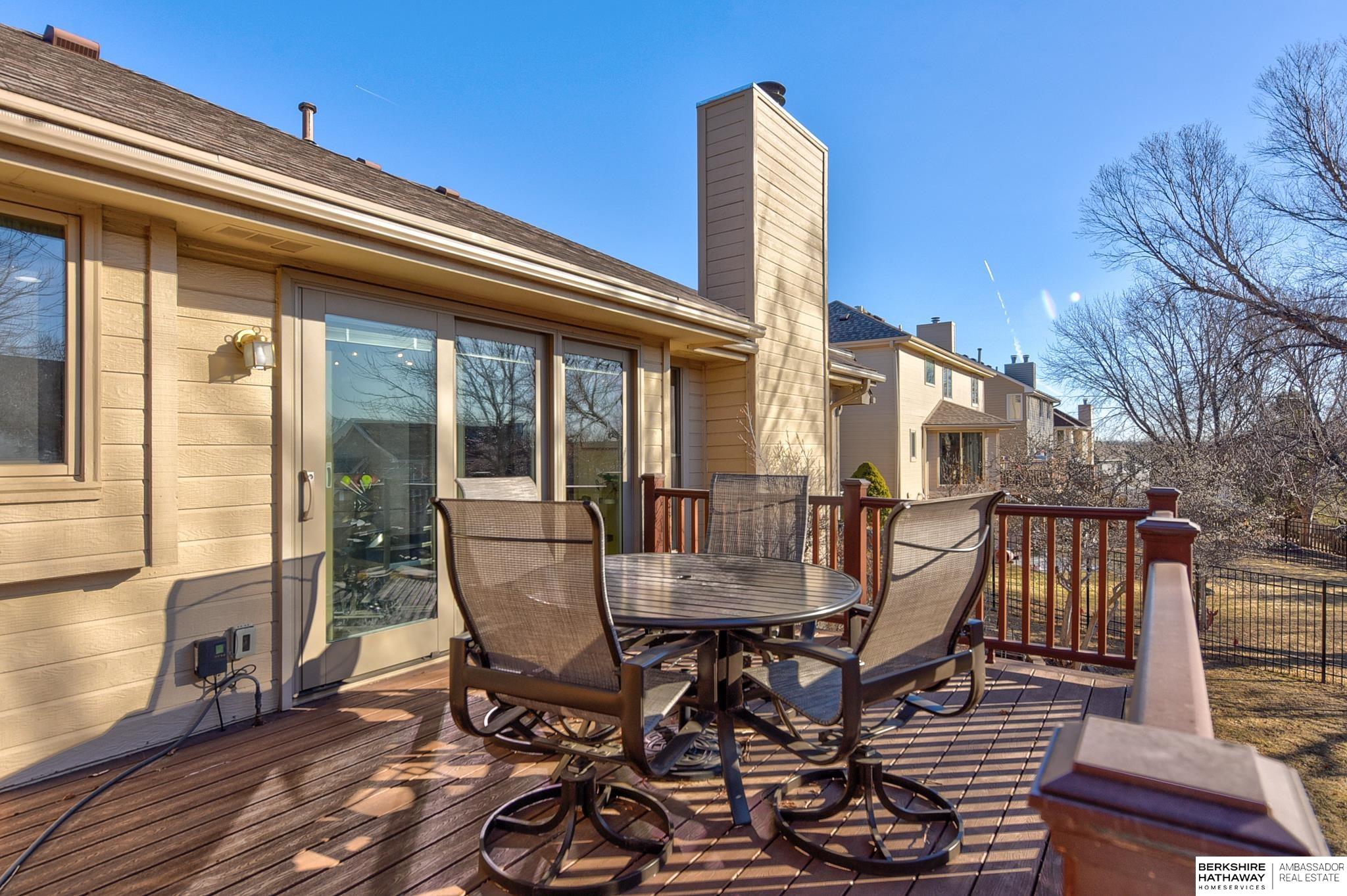 Omaha, Nebraska 68164, United States, 4 Bedrooms Bedrooms, ,3 BathroomsBathrooms,Residential,Pending,11684