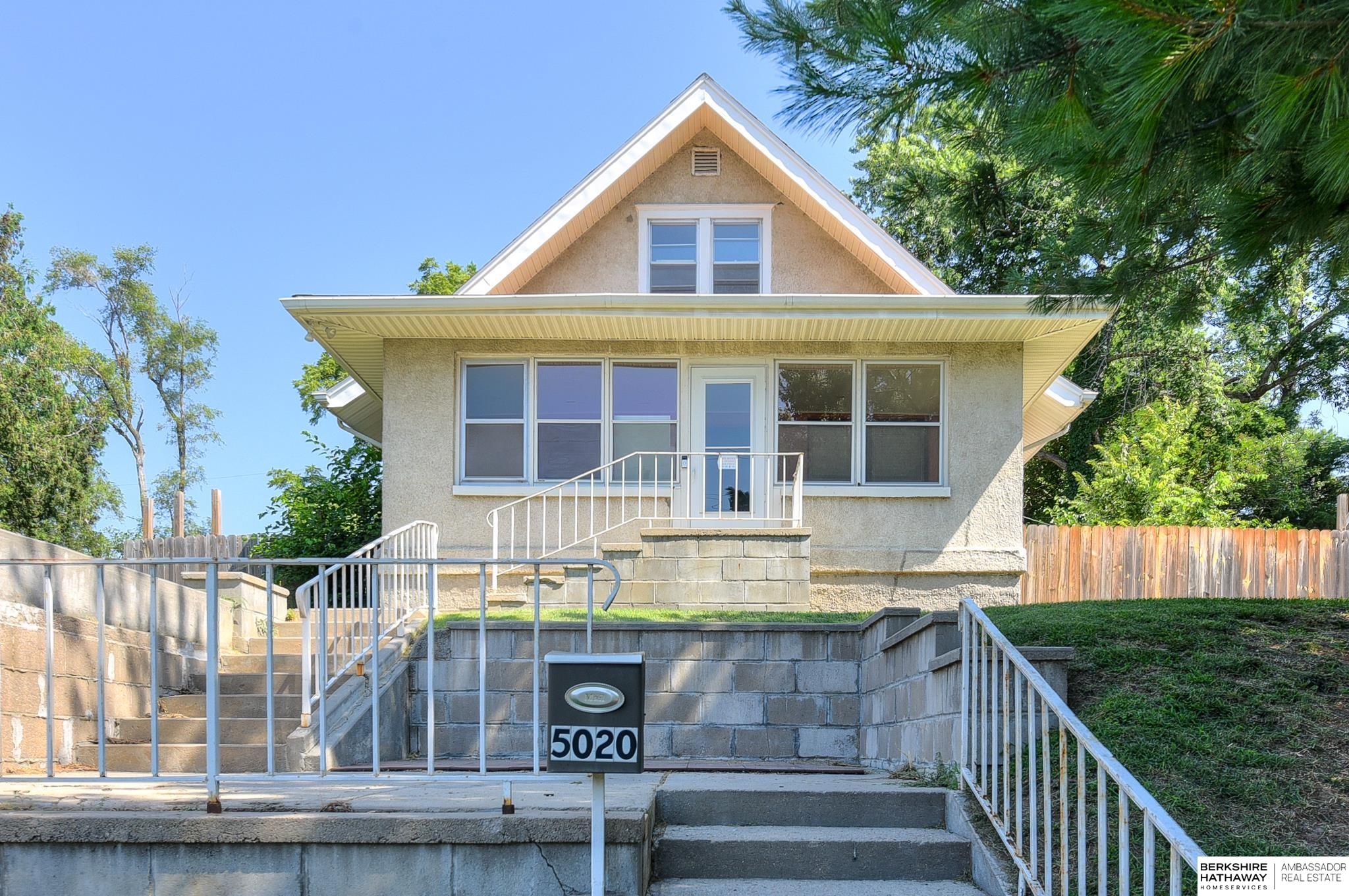 Omaha, Nebraska 68106, United States, 3 Bedrooms Bedrooms, ,2 BathroomsBathrooms,Residential,Active,8702