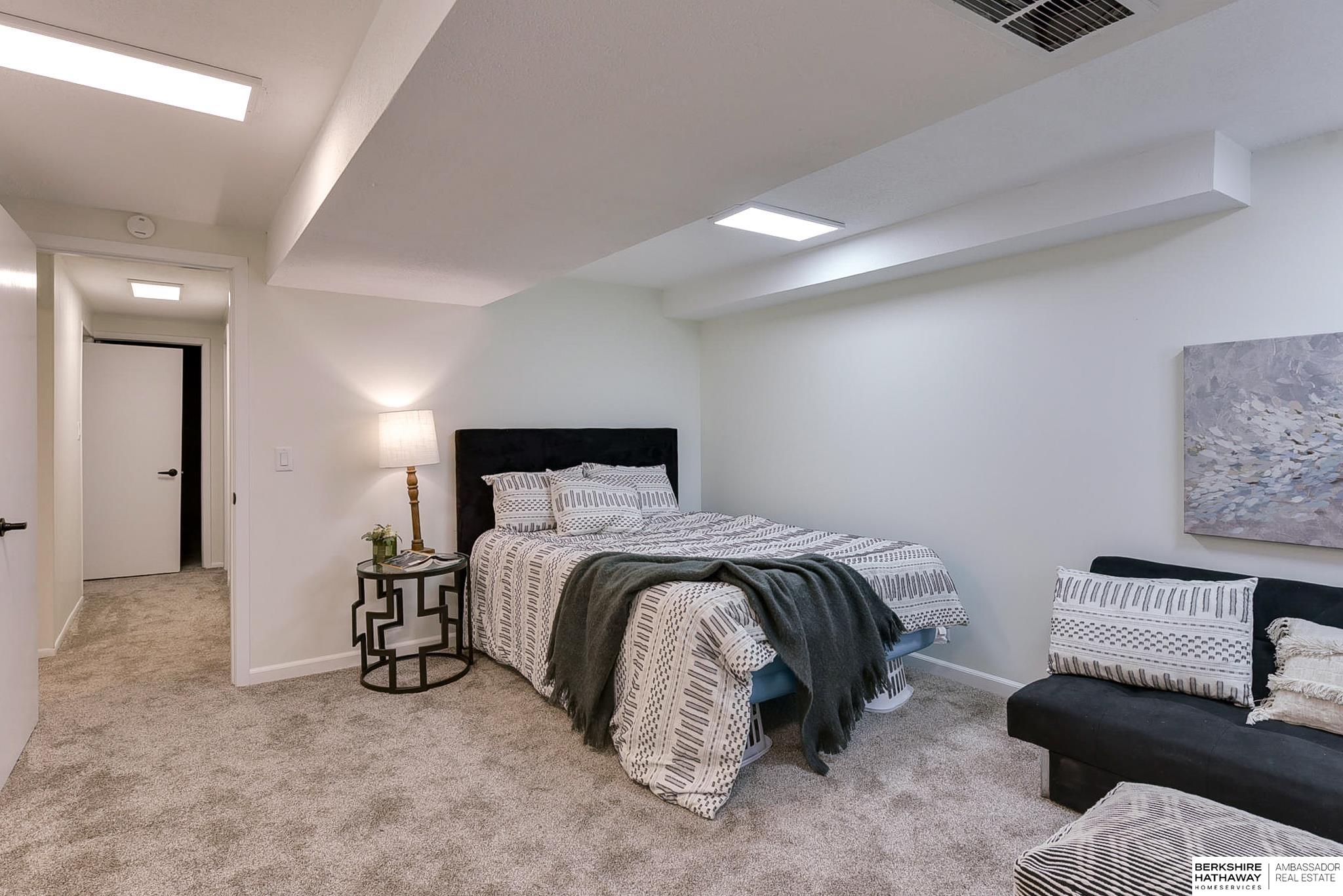 Omaha, Nebraska 68124, United States, 4 Bedrooms Bedrooms, ,3 BathroomsBathrooms,Residential,Active,13670