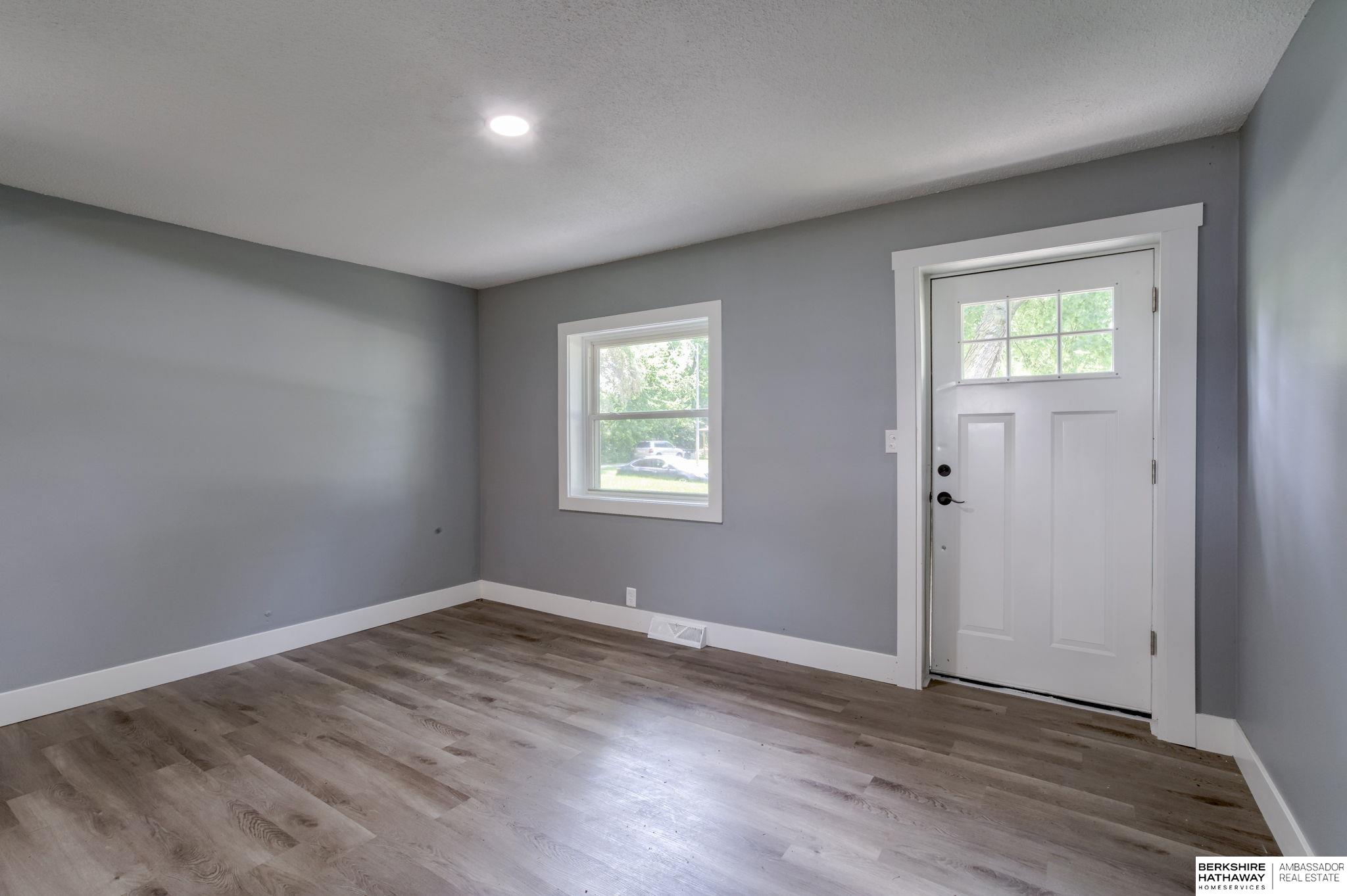 Omaha, Nebraska 68111, United States, 3 Bedrooms Bedrooms, ,1 BathroomBathrooms,Residential,Active,23652