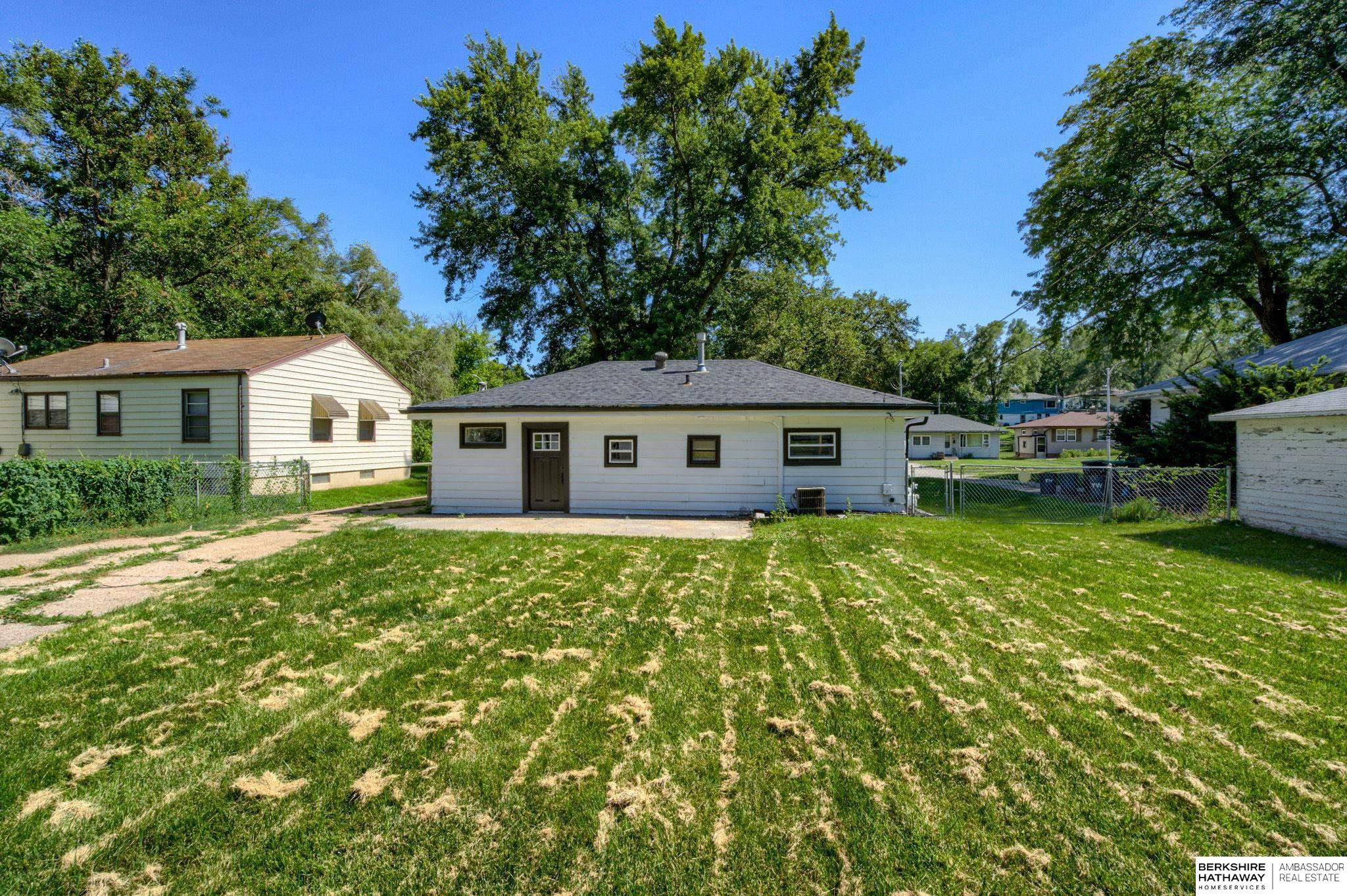 Omaha, Nebraska 68111, United States, 3 Bedrooms Bedrooms, ,1 BathroomBathrooms,Residential,Active,23652