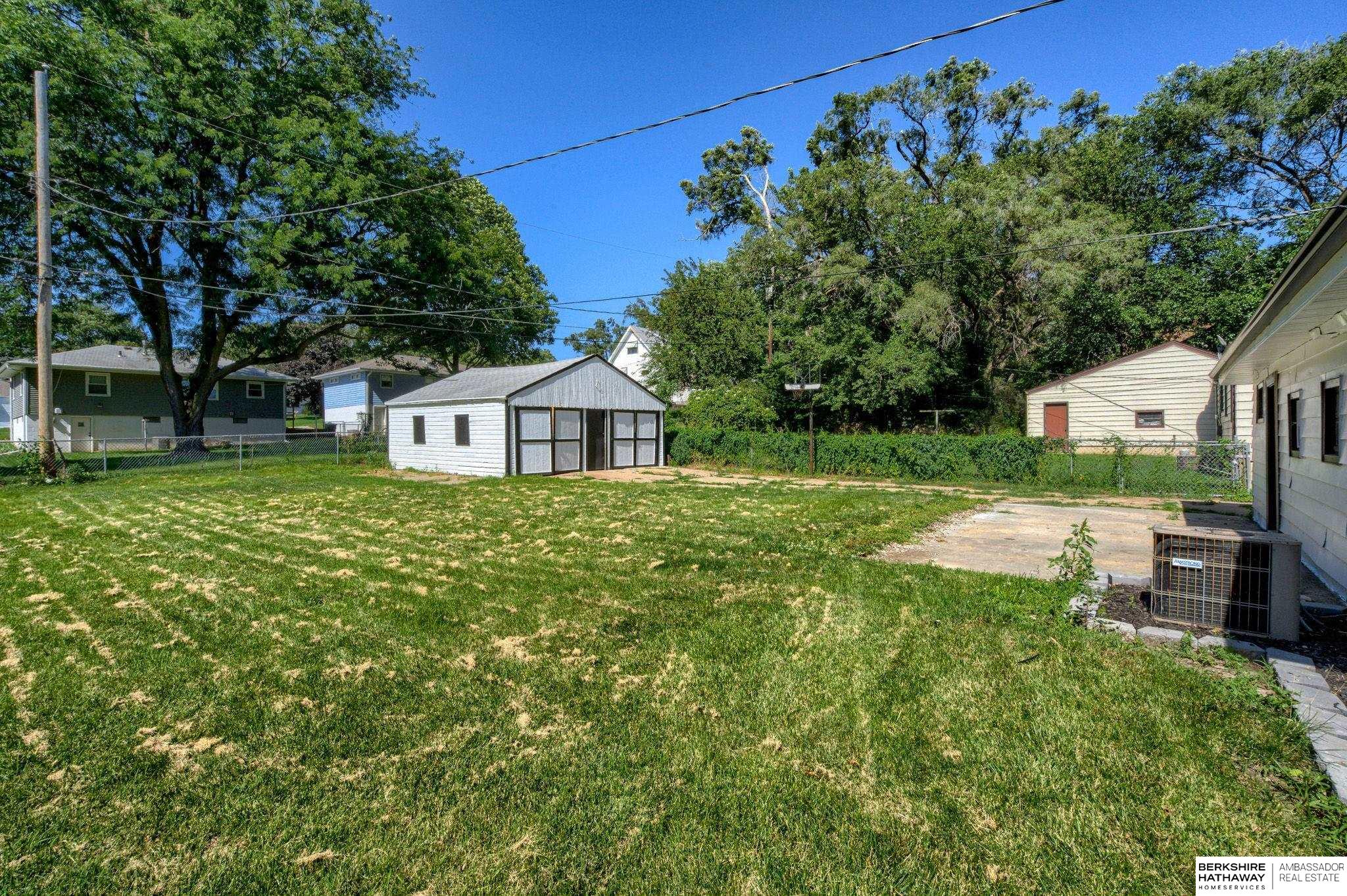 Omaha, Nebraska 68111, United States, 3 Bedrooms Bedrooms, ,1 BathroomBathrooms,Residential,Active,23652