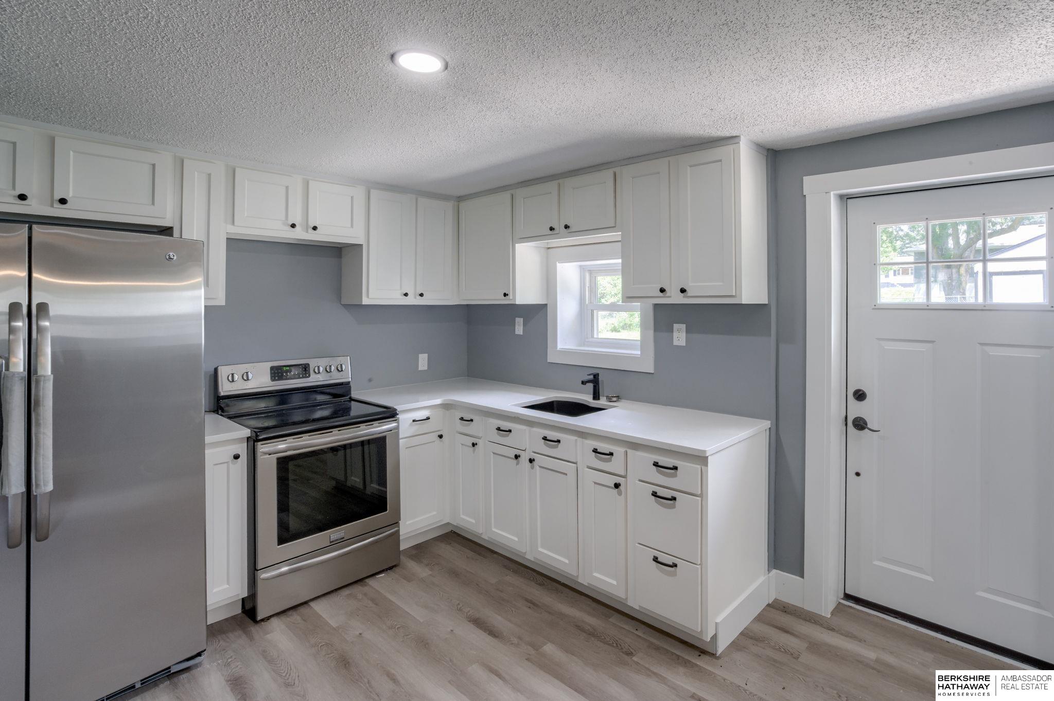 Omaha, Nebraska 68111, United States, 3 Bedrooms Bedrooms, ,1 BathroomBathrooms,Residential,Active,23652