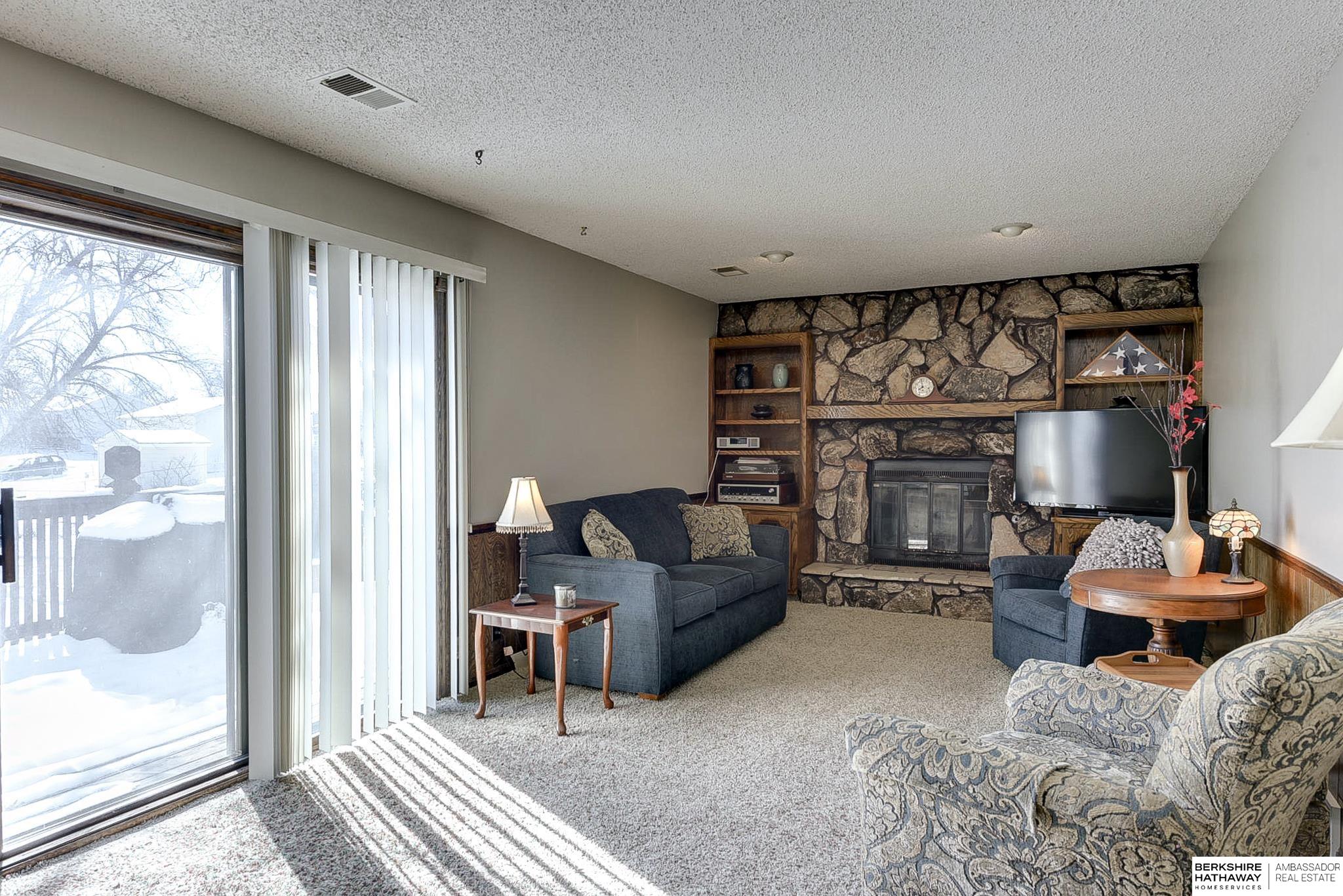 Omaha, Nebraska 68130, United States, 3 Bedrooms Bedrooms, ,3 BathroomsBathrooms,Residential,Active,95029