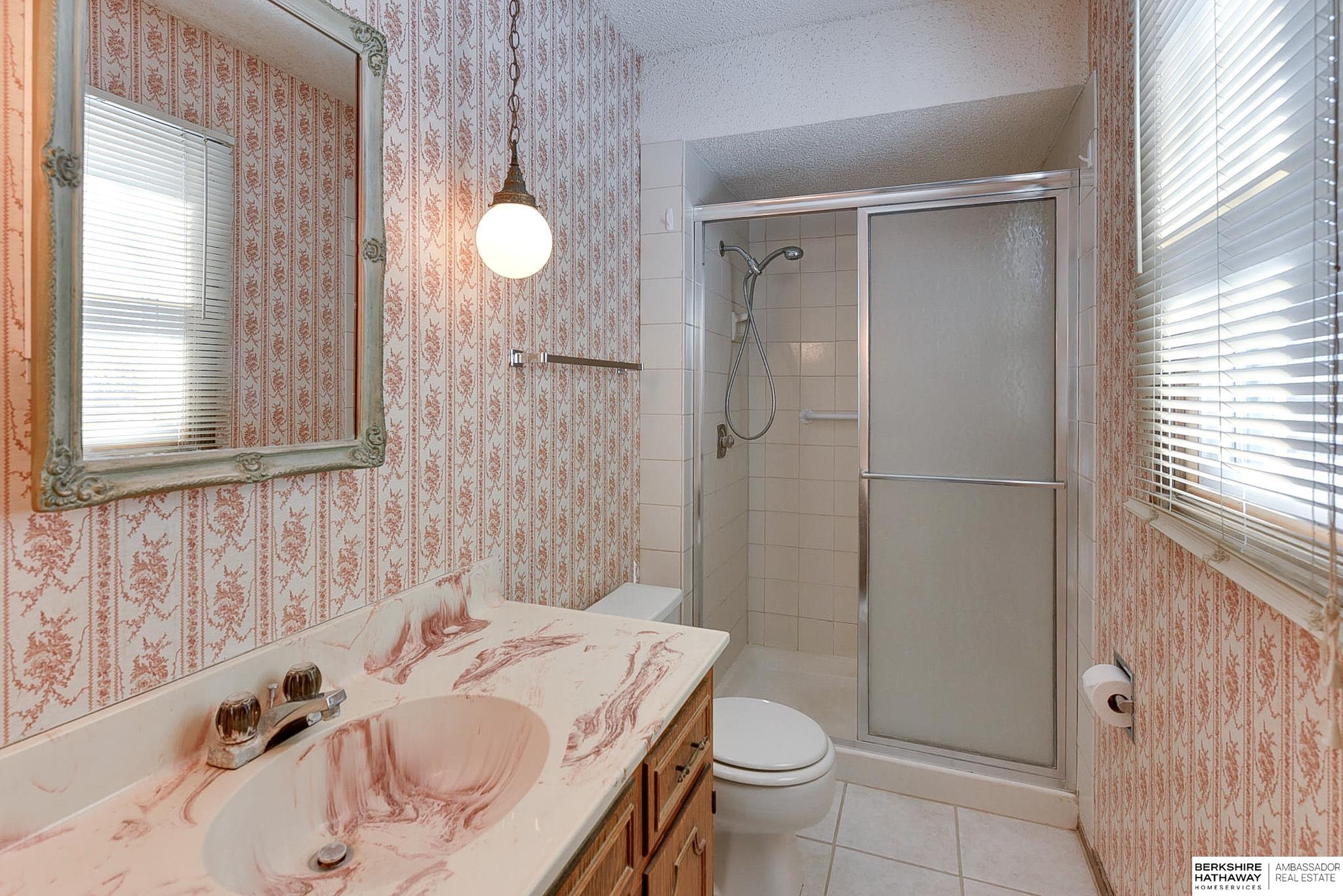 Omaha, Nebraska 68130, United States, 3 Bedrooms Bedrooms, ,3 BathroomsBathrooms,Residential,Active,95029