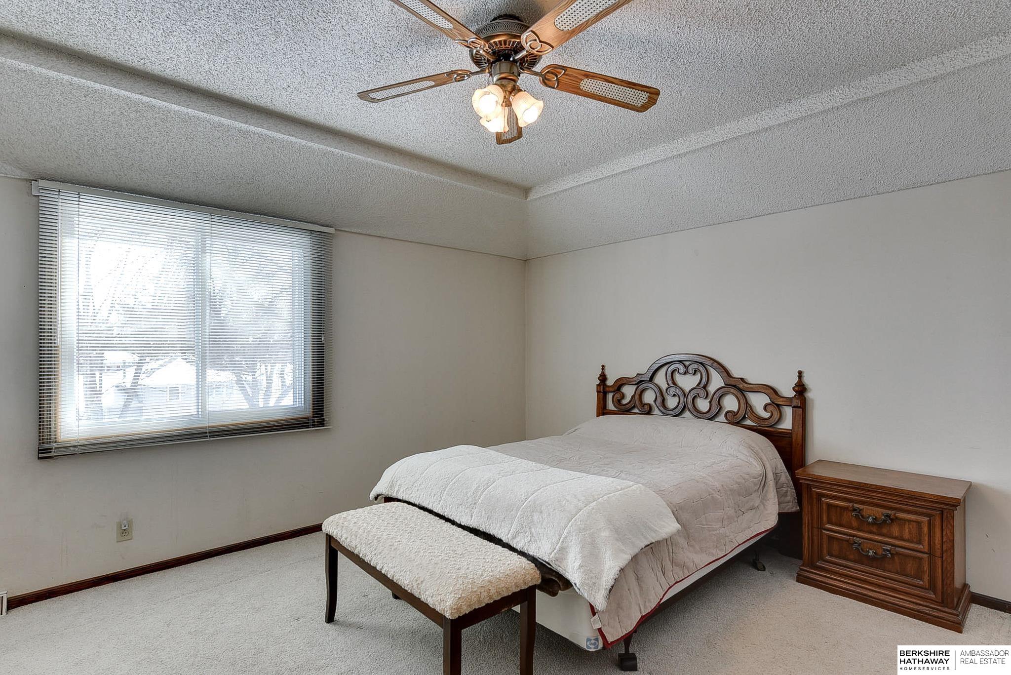 Omaha, Nebraska 68130, United States, 3 Bedrooms Bedrooms, ,3 BathroomsBathrooms,Residential,Active,95029