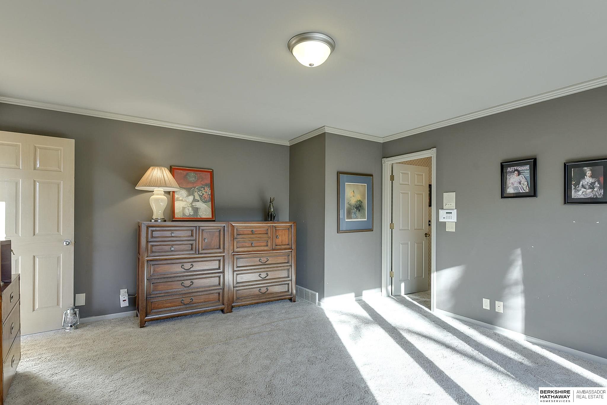 Omaha, Nebraska 68144, United States, 2 Bedrooms Bedrooms, ,3 BathroomsBathrooms,Residential,Pending,13344