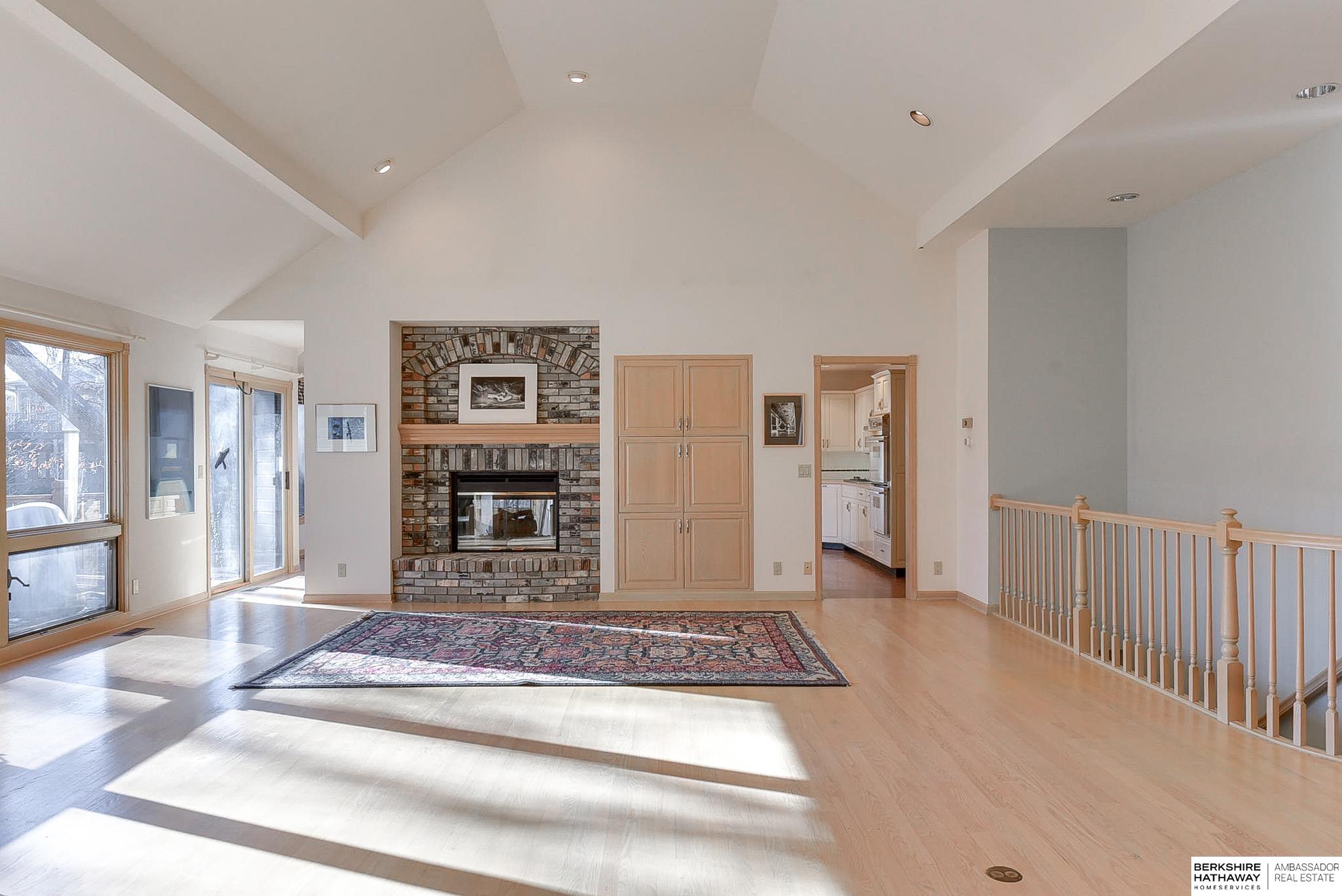 Omaha, Nebraska 68144, United States, 2 Bedrooms Bedrooms, ,3 BathroomsBathrooms,Residential,Pending,13344