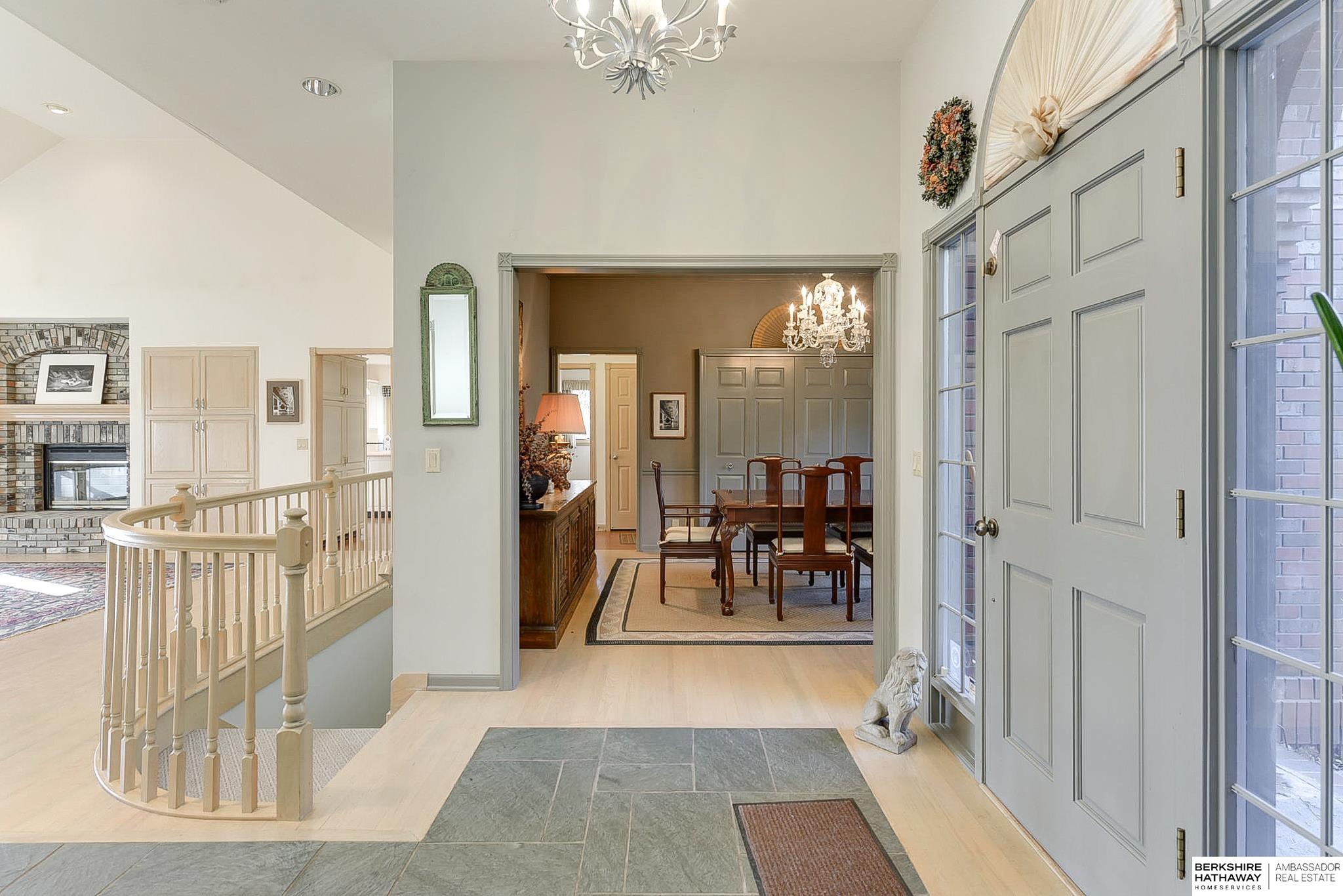 Omaha, Nebraska 68144, United States, 2 Bedrooms Bedrooms, ,3 BathroomsBathrooms,Residential,Pending,13344