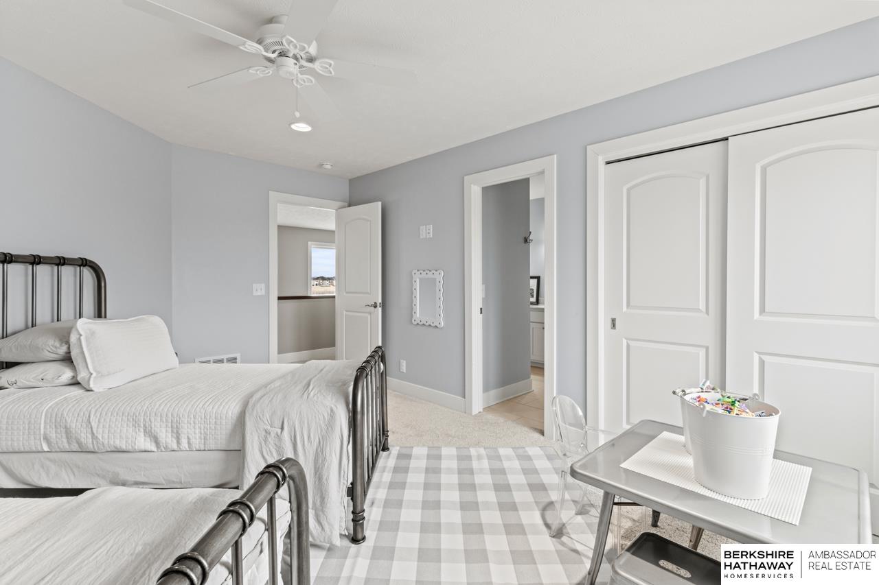 Ashland, Nebraska 68003, United States, 4 Bedrooms Bedrooms, ,4 BathroomsBathrooms,Residential,Pending,5067