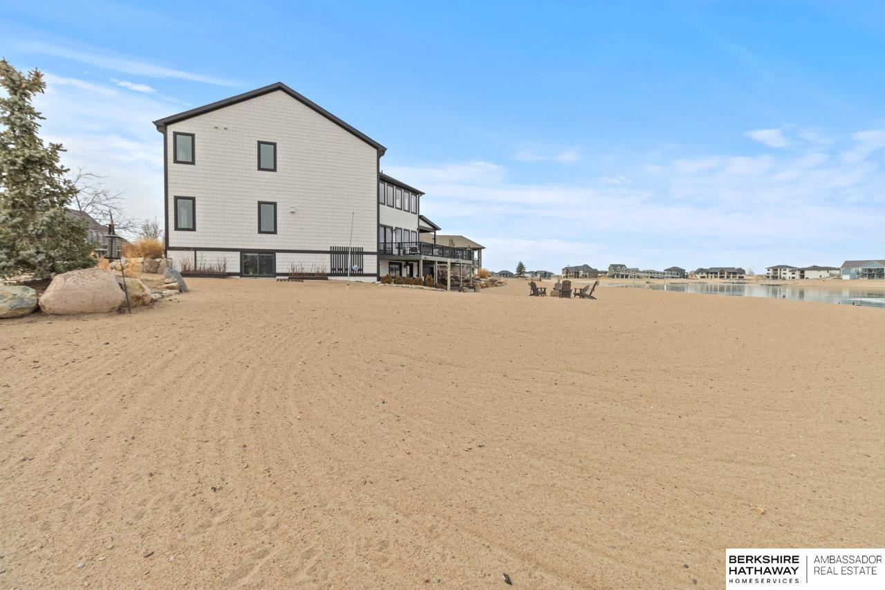 Ashland, Nebraska 68003, United States, 4 Bedrooms Bedrooms, ,4 BathroomsBathrooms,Residential,Pending,5067