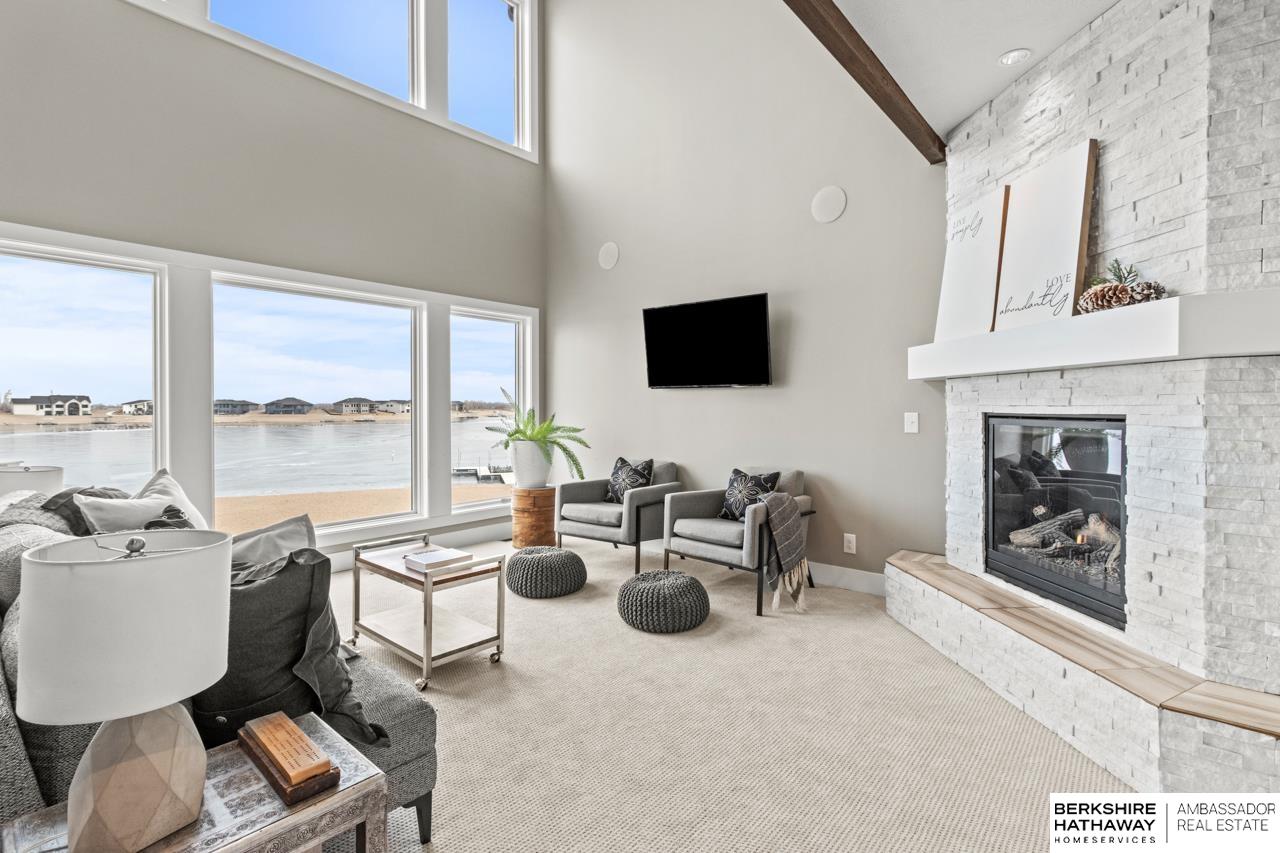 Ashland, Nebraska 68003, United States, 4 Bedrooms Bedrooms, ,4 BathroomsBathrooms,Residential,Pending,5067