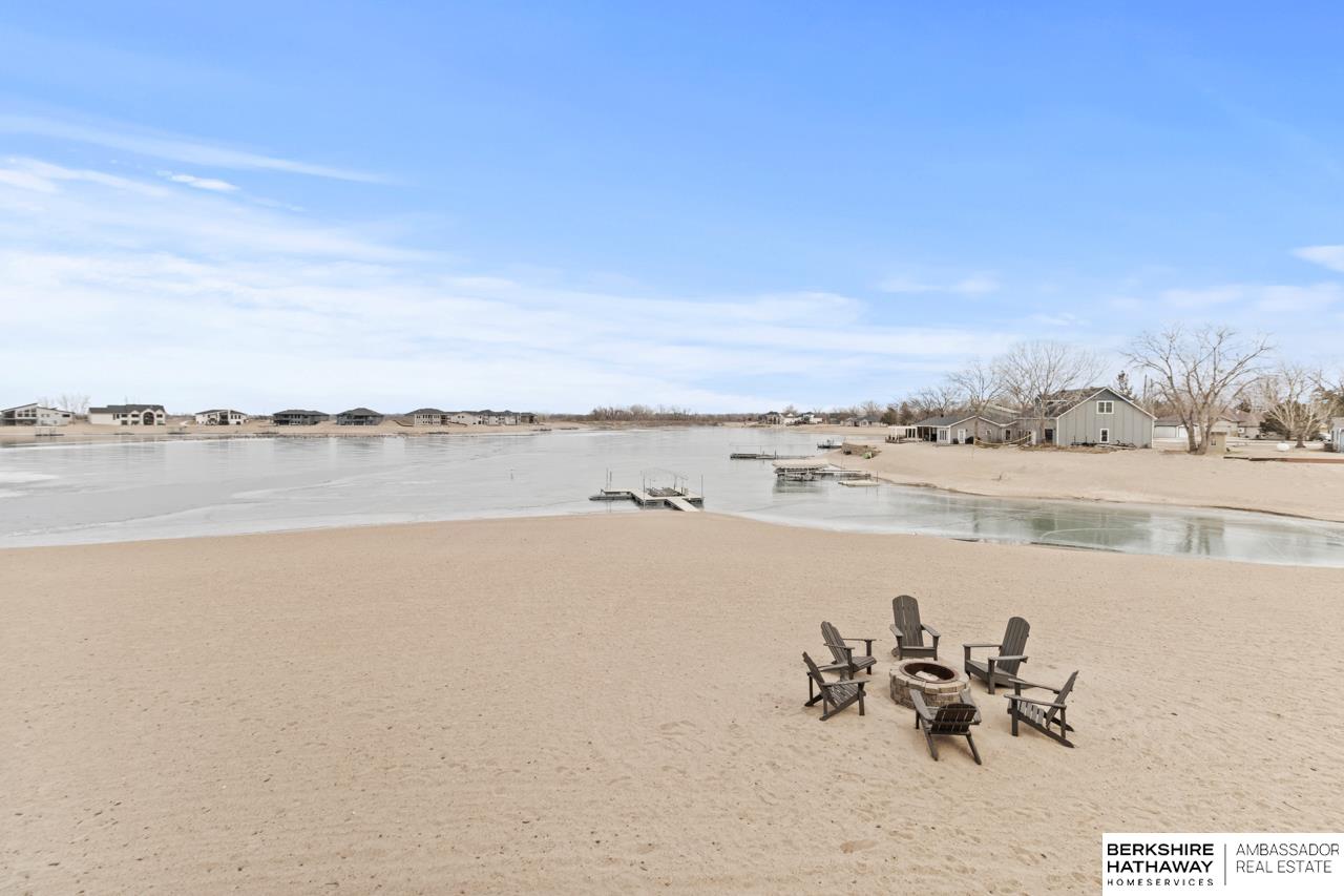 Ashland, Nebraska 68003, United States, 4 Bedrooms Bedrooms, ,4 BathroomsBathrooms,Residential,Pending,5067