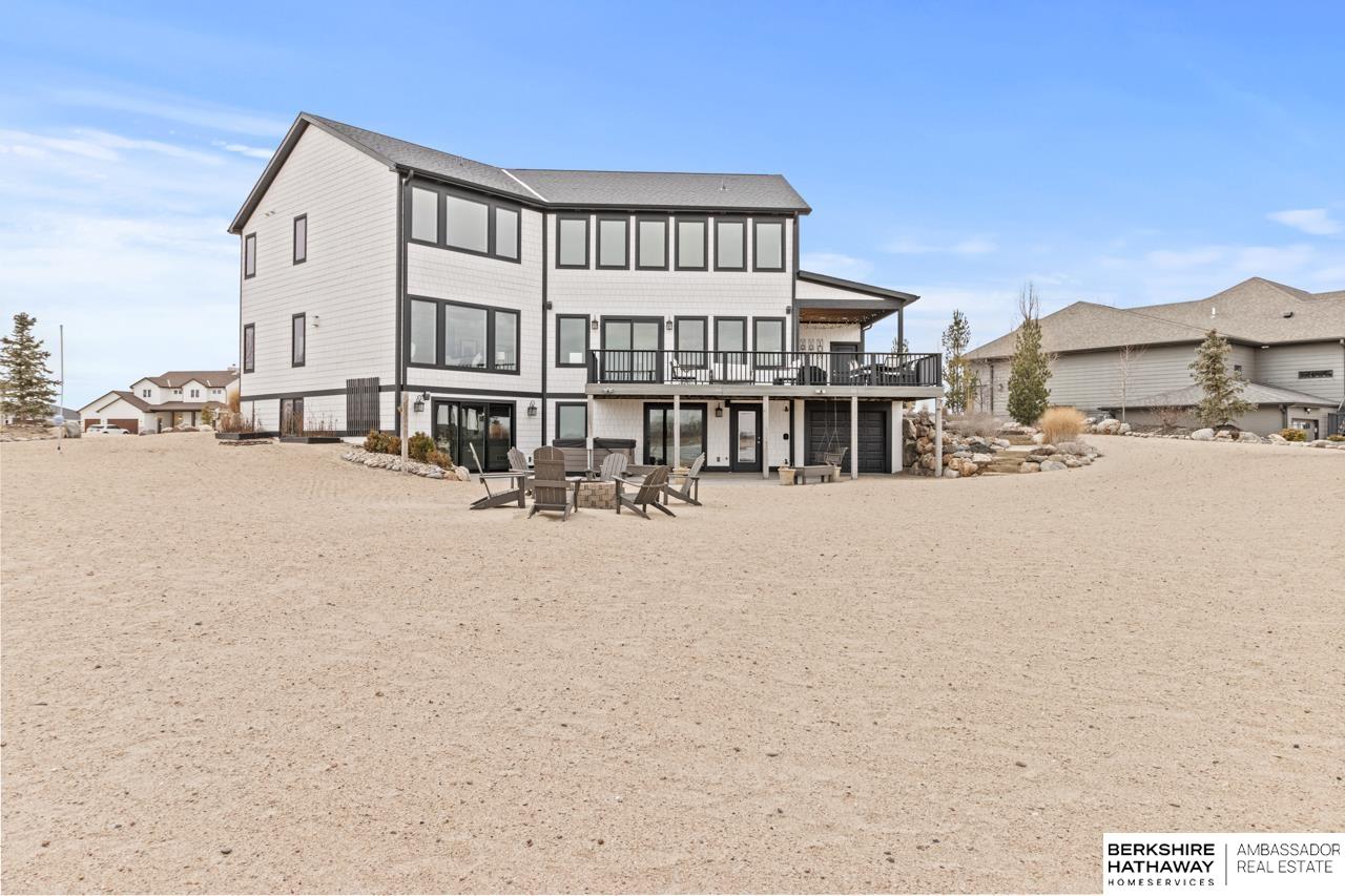 Ashland, Nebraska 68003, United States, 4 Bedrooms Bedrooms, ,4 BathroomsBathrooms,Residential,Pending,5067