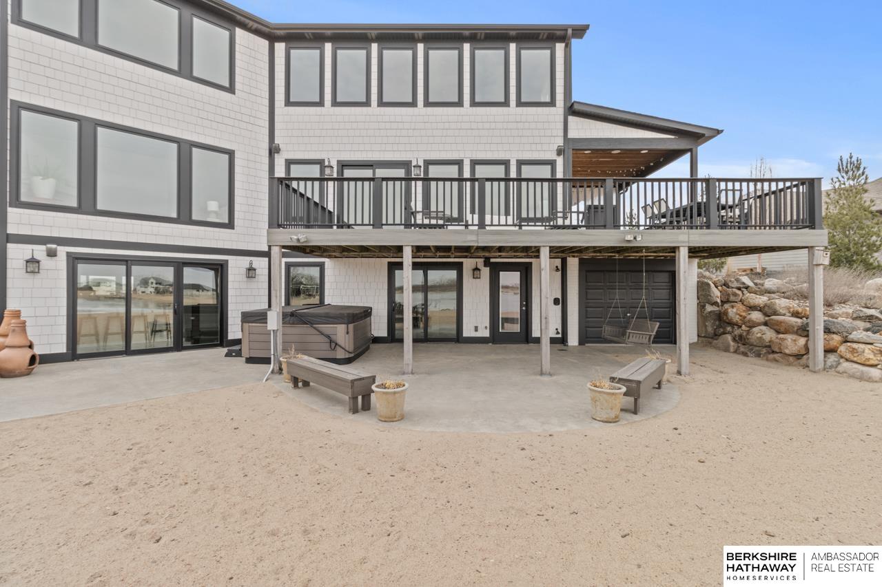 Ashland, Nebraska 68003, United States, 4 Bedrooms Bedrooms, ,4 BathroomsBathrooms,Residential,Pending,5067