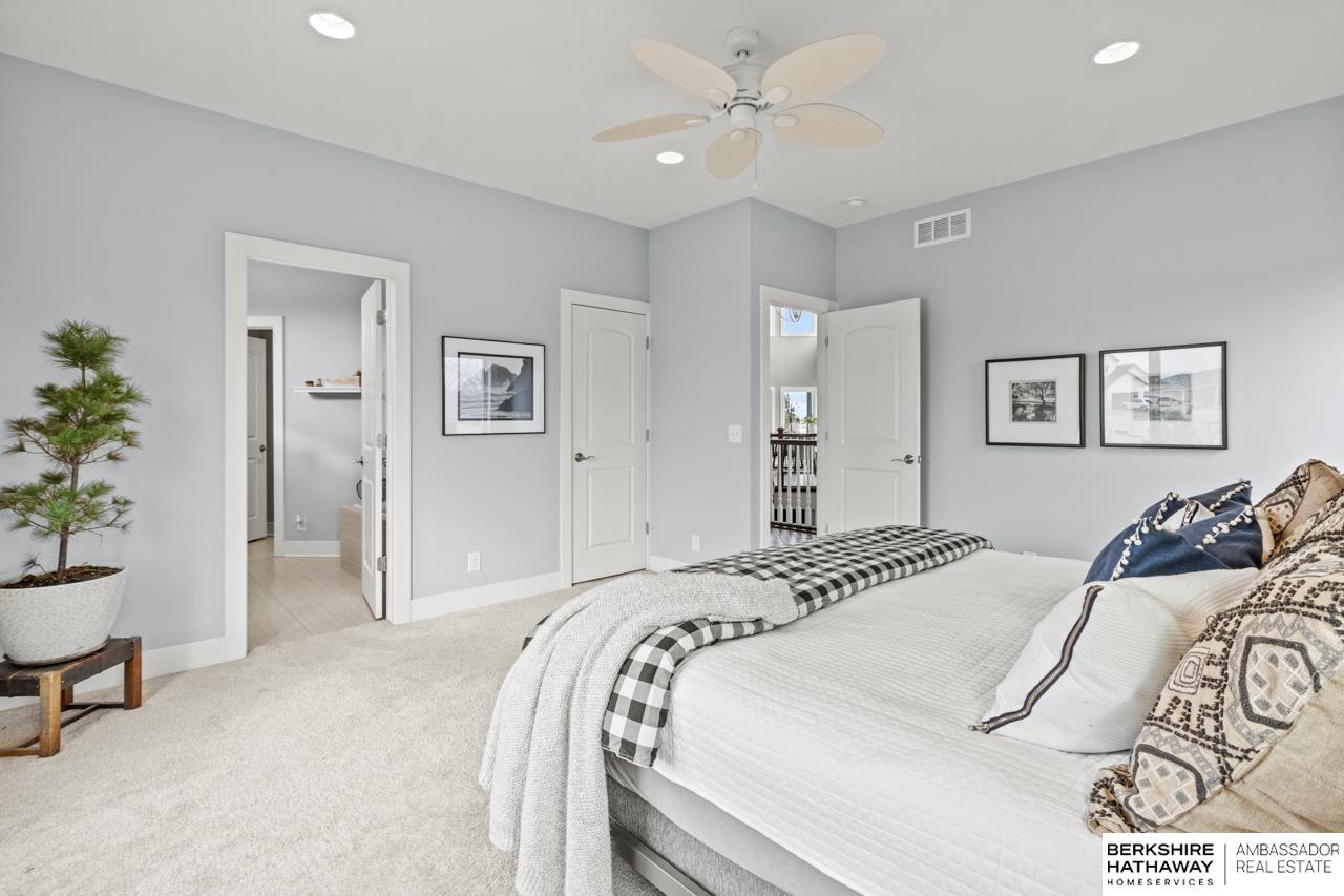 Ashland, Nebraska 68003, United States, 4 Bedrooms Bedrooms, ,4 BathroomsBathrooms,Residential,Pending,5067