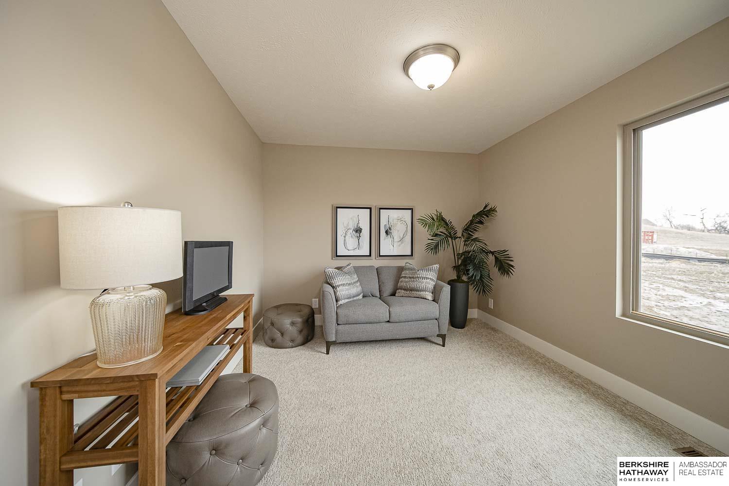 Omaha, Nebraska 68118, United States, 2 Bedrooms Bedrooms, ,2 BathroomsBathrooms,Residential,Active,54548