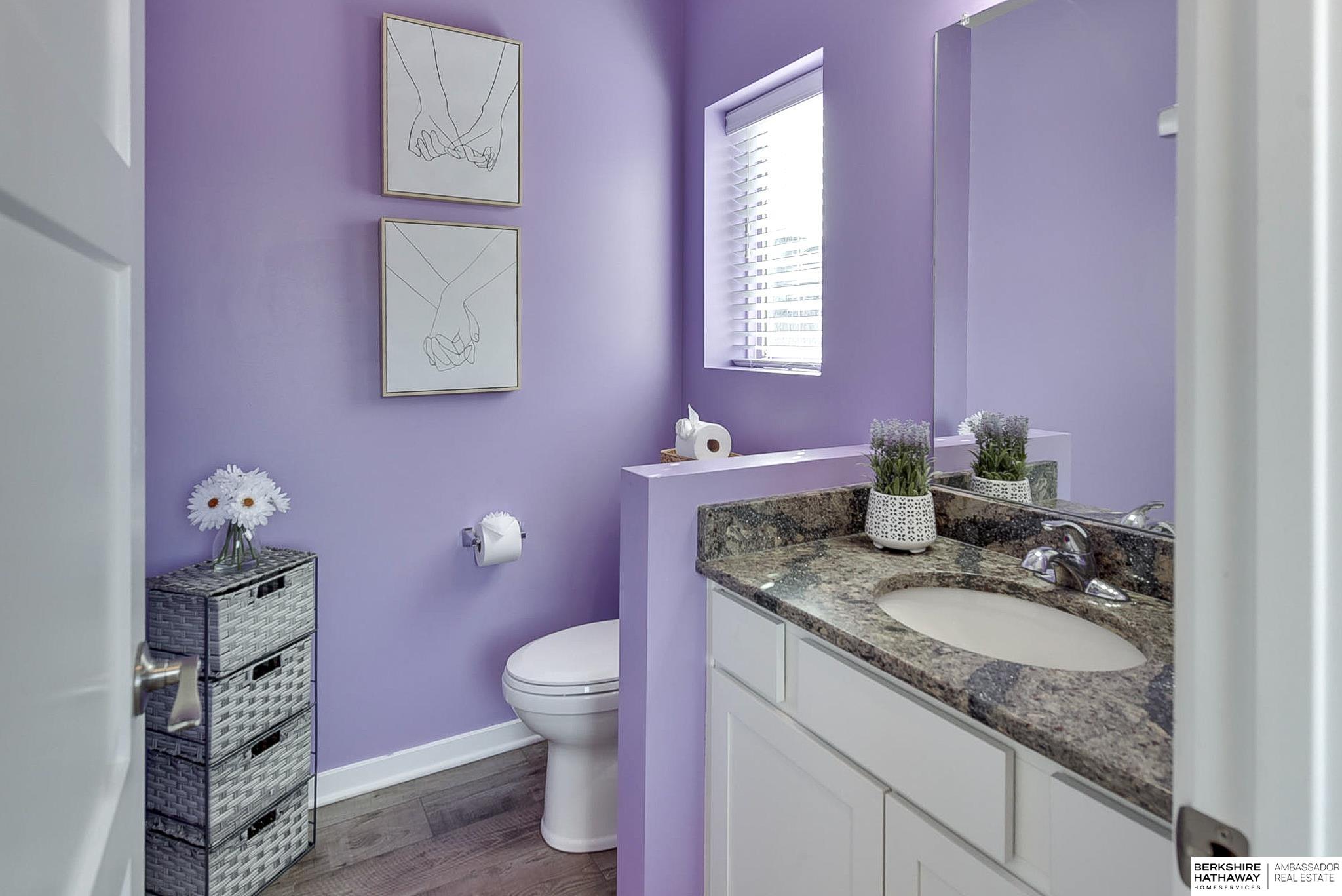 Bennington, Nebraska 68007, United States, 5 Bedrooms Bedrooms, ,4 BathroomsBathrooms,Residential,Active,88349