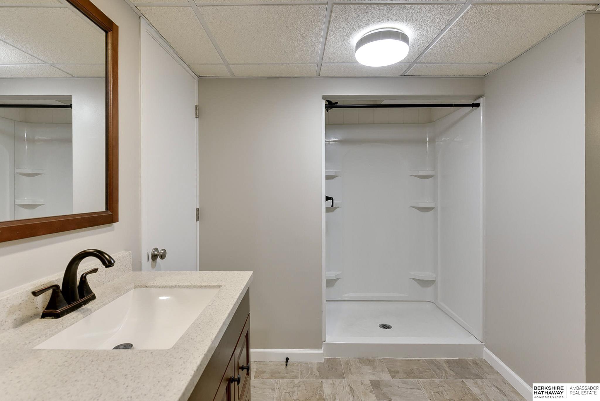 Omaha, Nebraska 68144, United States, 4 Bedrooms Bedrooms, ,4 BathroomsBathrooms,Residential,Active,95864