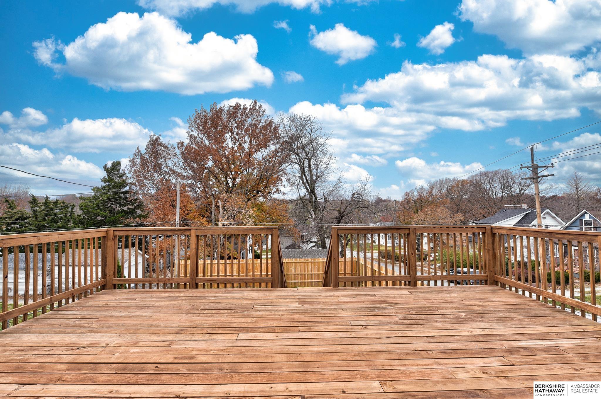 Omaha, Nebraska 68105, United States, 3 Bedrooms Bedrooms, ,3 BathroomsBathrooms,Residential,Active,900