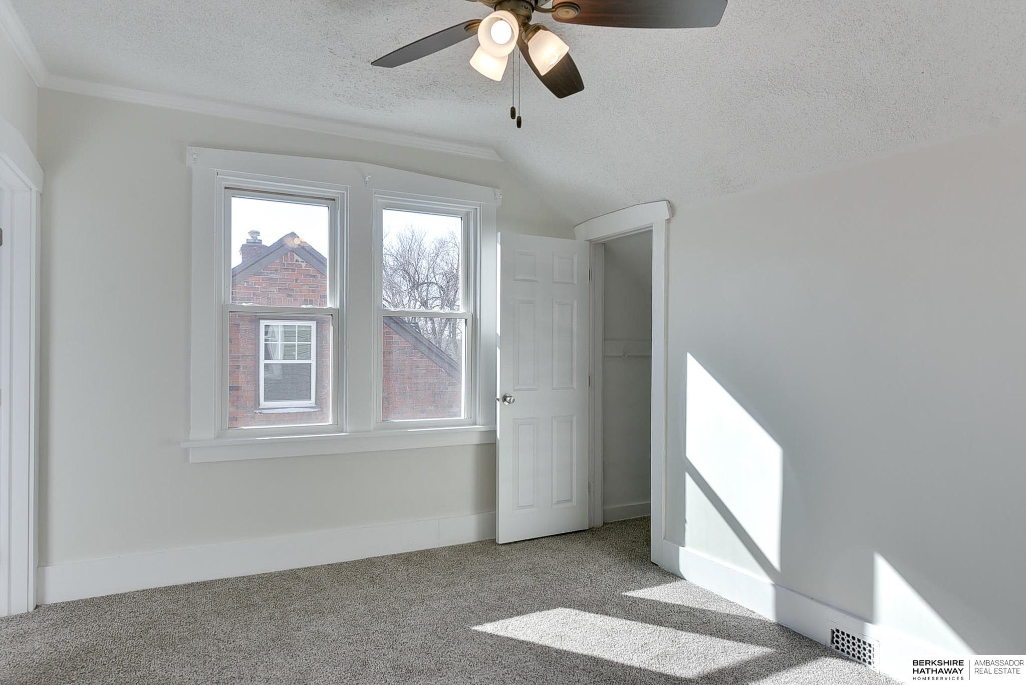 Omaha, Nebraska 68105, United States, 3 Bedrooms Bedrooms, ,3 BathroomsBathrooms,Residential,Active,900