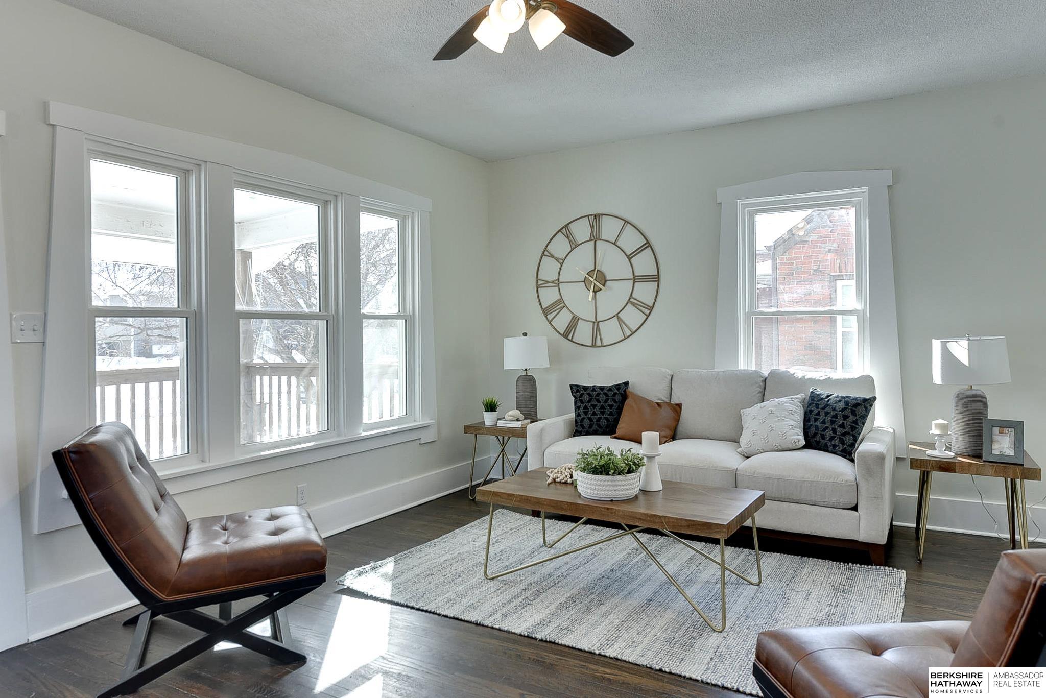 Omaha, Nebraska 68105, United States, 3 Bedrooms Bedrooms, ,3 BathroomsBathrooms,Residential,Active,900