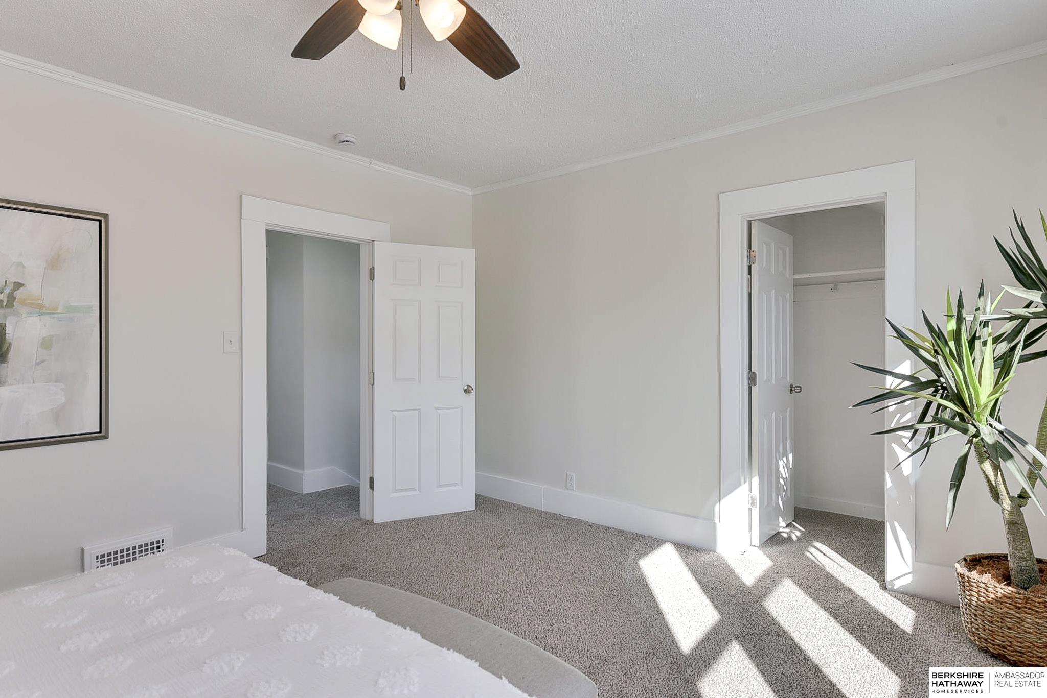 Omaha, Nebraska 68105, United States, 3 Bedrooms Bedrooms, ,3 BathroomsBathrooms,Residential,Active,900