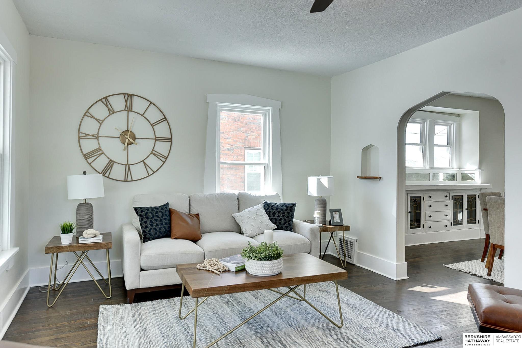 Omaha, Nebraska 68105, United States, 3 Bedrooms Bedrooms, ,3 BathroomsBathrooms,Residential,Active,900