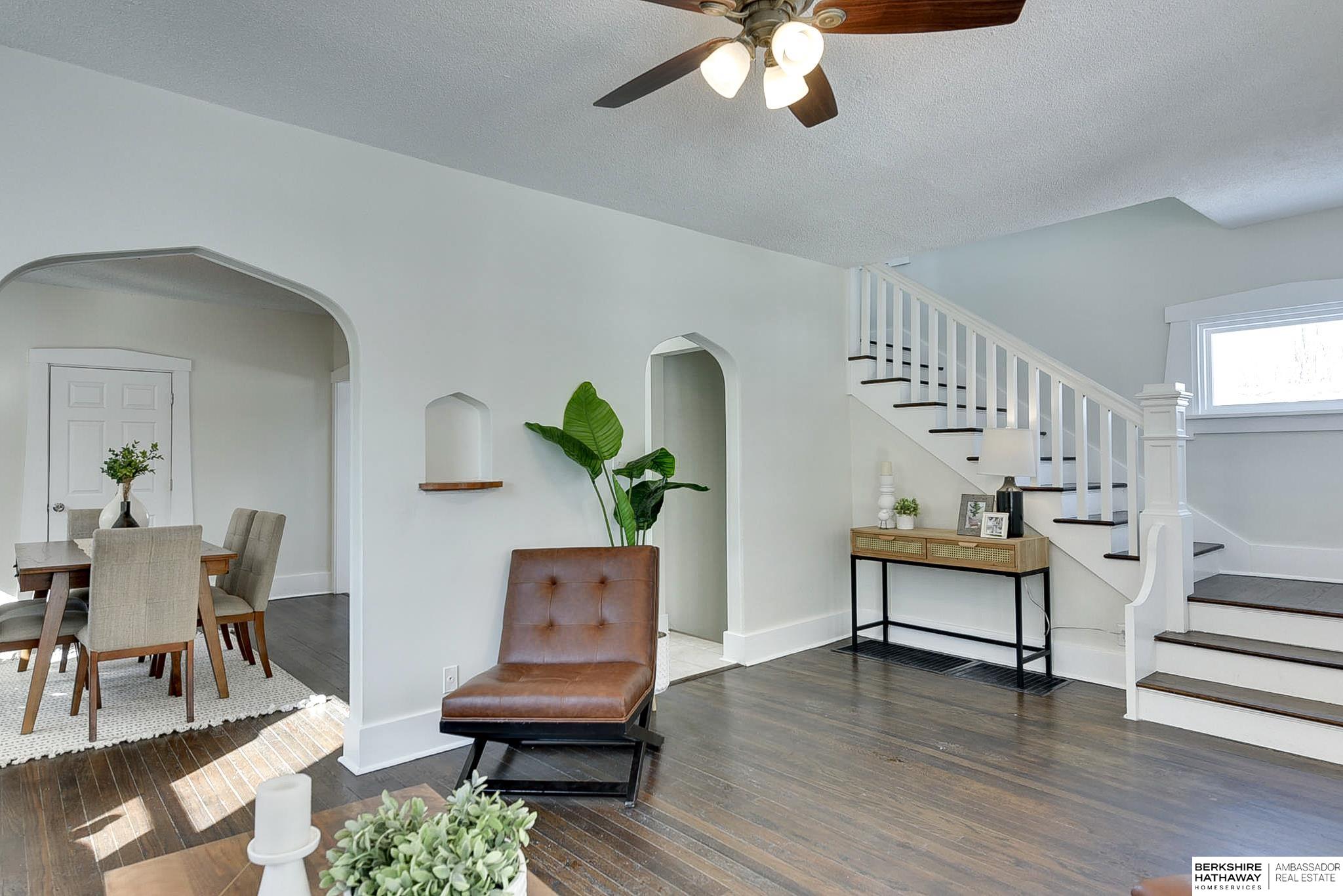 Omaha, Nebraska 68105, United States, 3 Bedrooms Bedrooms, ,3 BathroomsBathrooms,Residential,Active,900