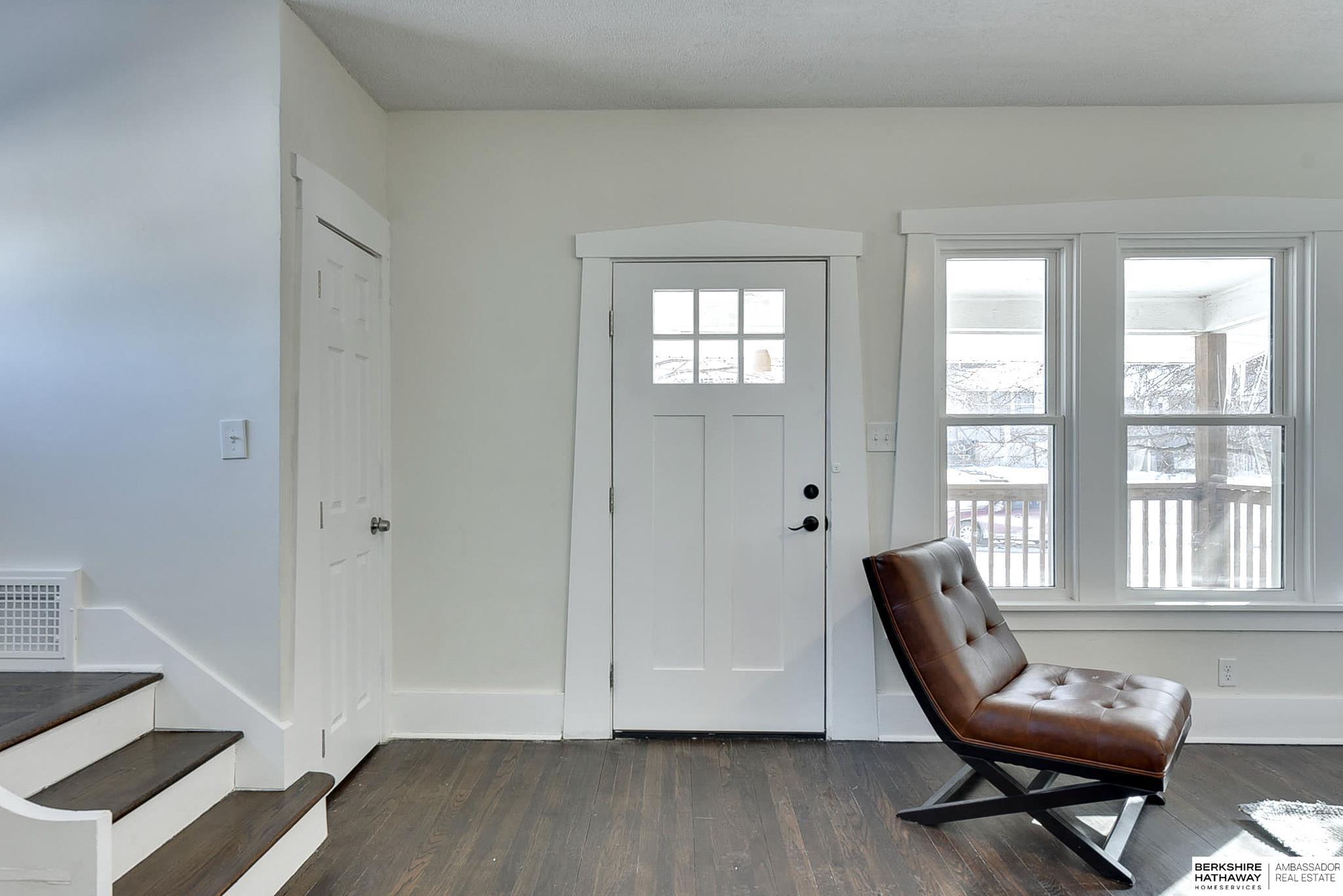 Omaha, Nebraska 68105, United States, 3 Bedrooms Bedrooms, ,3 BathroomsBathrooms,Residential,Active,900