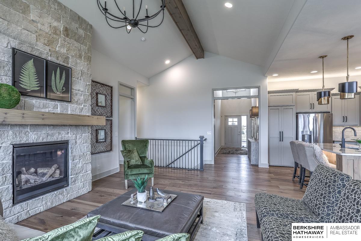 Papillion, Nebraska 68046, United States, 4 Bedrooms Bedrooms, ,3 BathroomsBathrooms,Residential,Active,102077