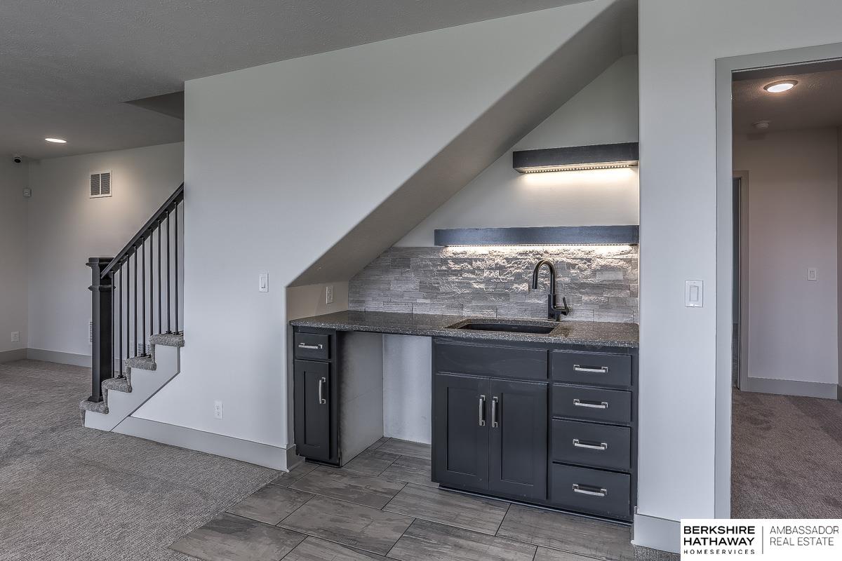 Papillion, Nebraska 68046, United States, 4 Bedrooms Bedrooms, ,3 BathroomsBathrooms,Residential,Active,102077