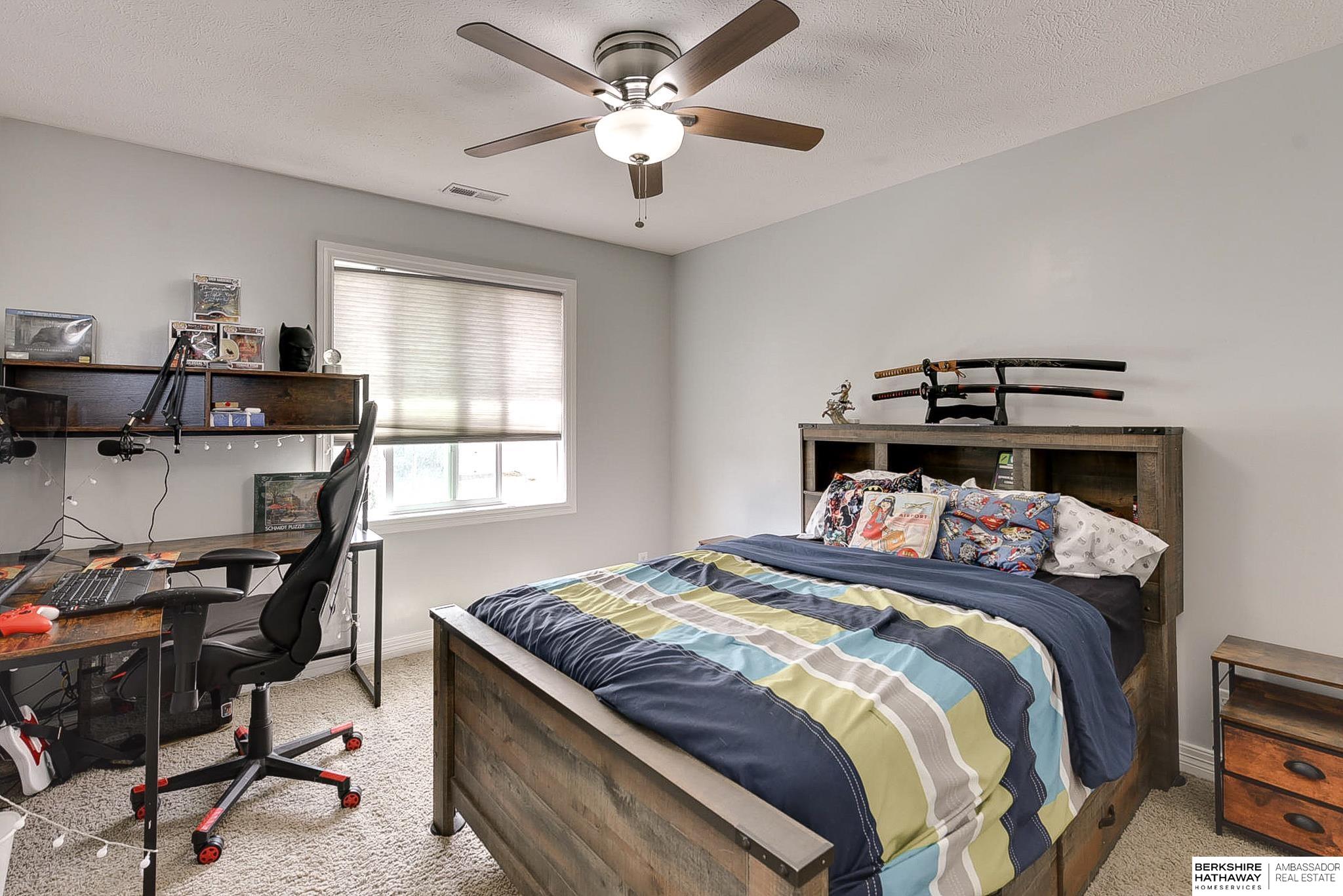 Papillion, Nebraska 68046, United States, 5 Bedrooms Bedrooms, ,4 BathroomsBathrooms,Residential,Active,92393