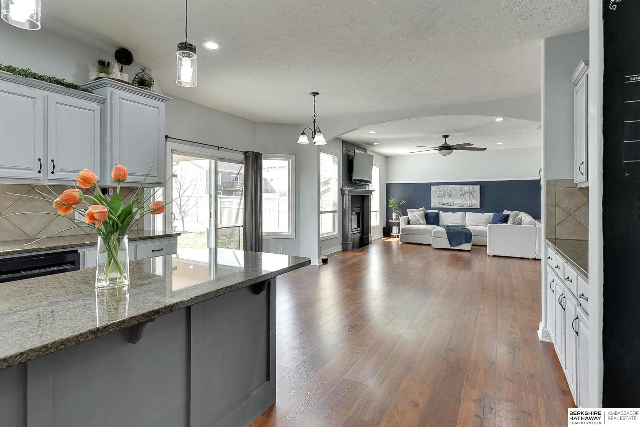 Papillion, Nebraska 68046, United States, 5 Bedrooms Bedrooms, ,4 BathroomsBathrooms,Residential,Active,92393