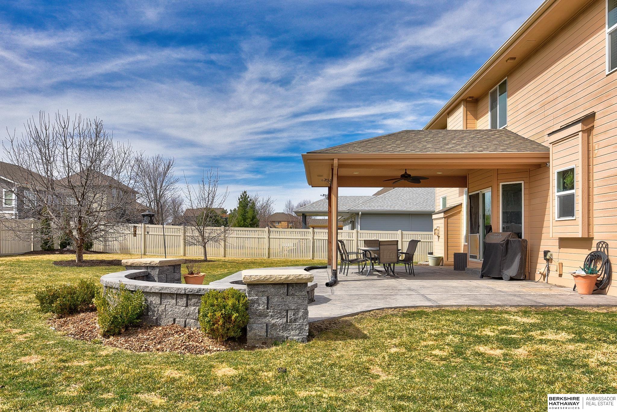 Papillion, Nebraska 68046, United States, 5 Bedrooms Bedrooms, ,4 BathroomsBathrooms,Residential,Active,92393