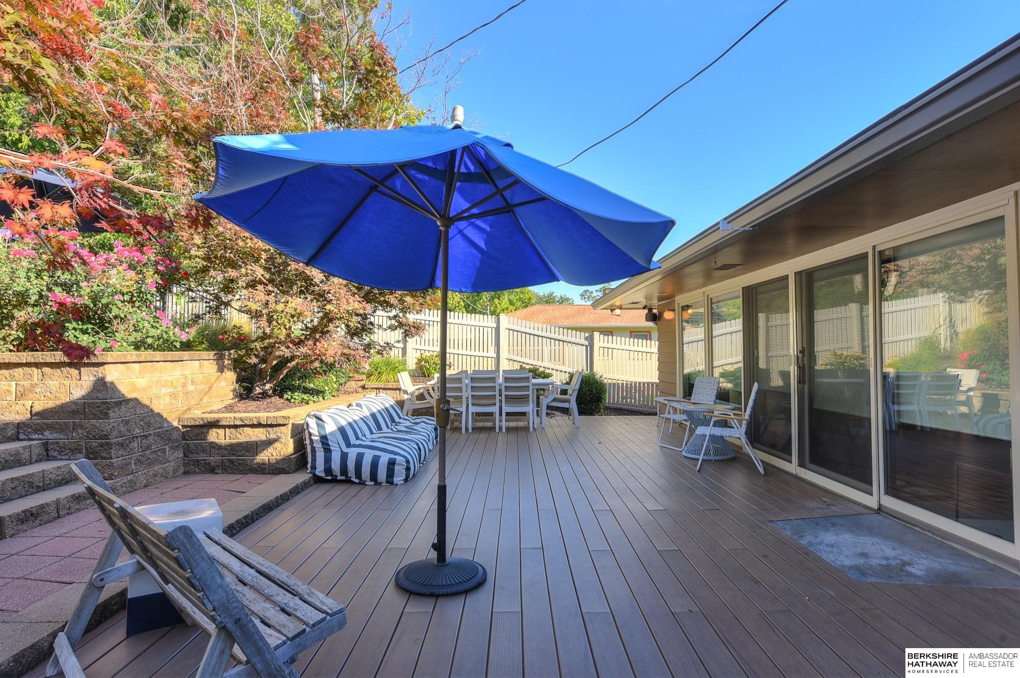 Omaha, Nebraska 68124, United States, 3 Bedrooms Bedrooms, ,4 BathroomsBathrooms,Residential,Active,98917